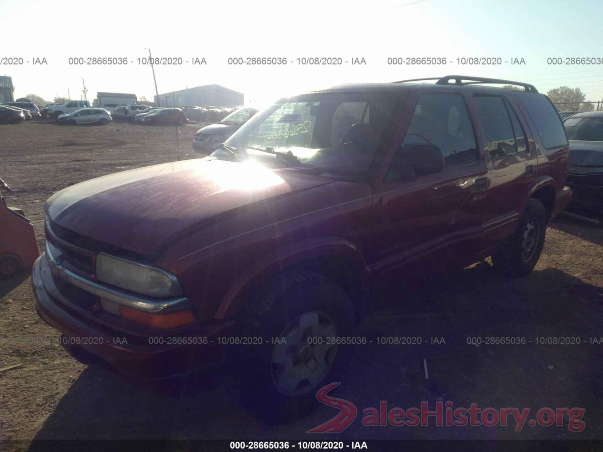 1GNDT13W2Y2142209 2000 CHEVROLET BLAZER