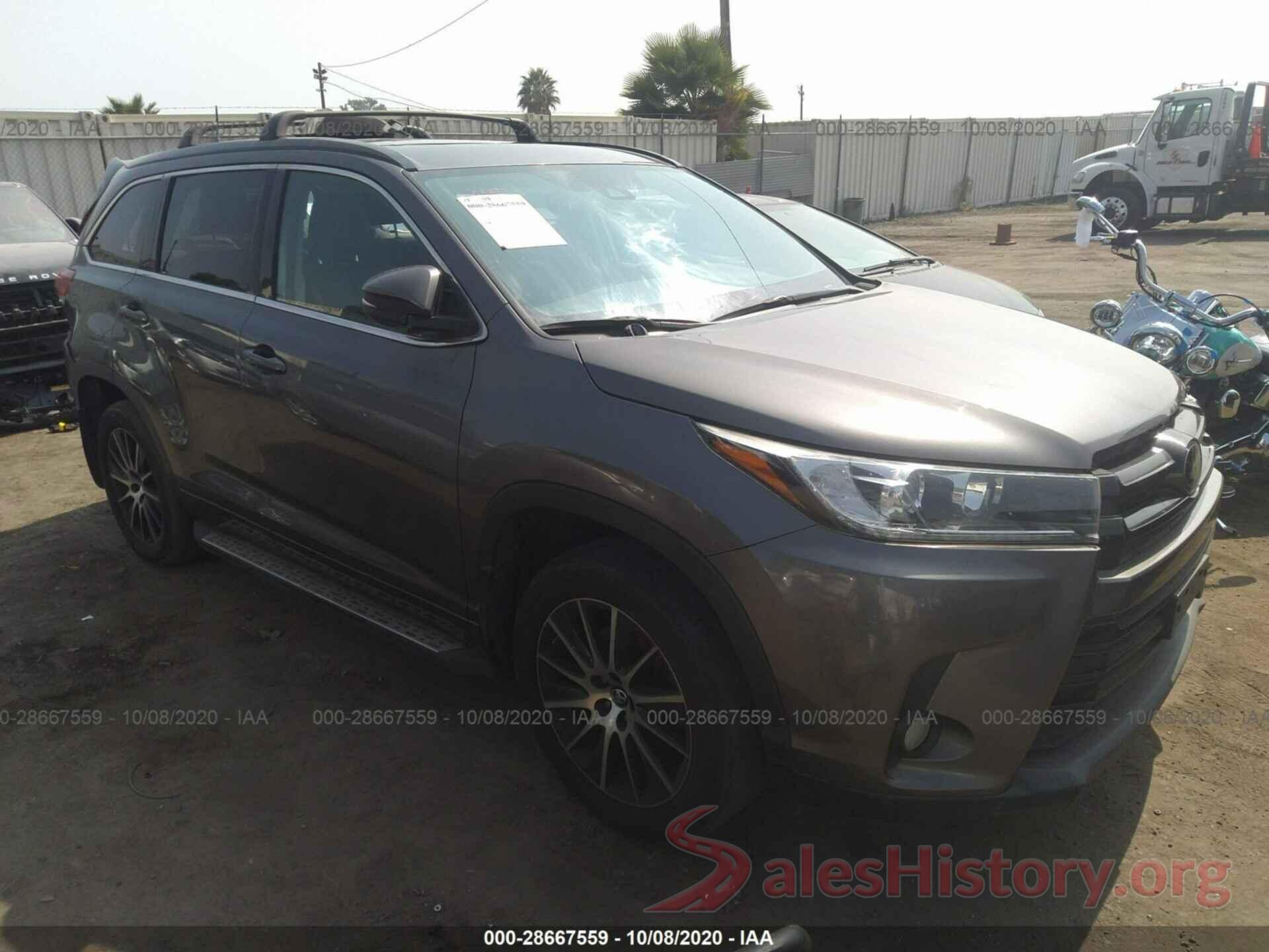 5TDKZRFH1JS541685 2018 TOYOTA HIGHLANDER