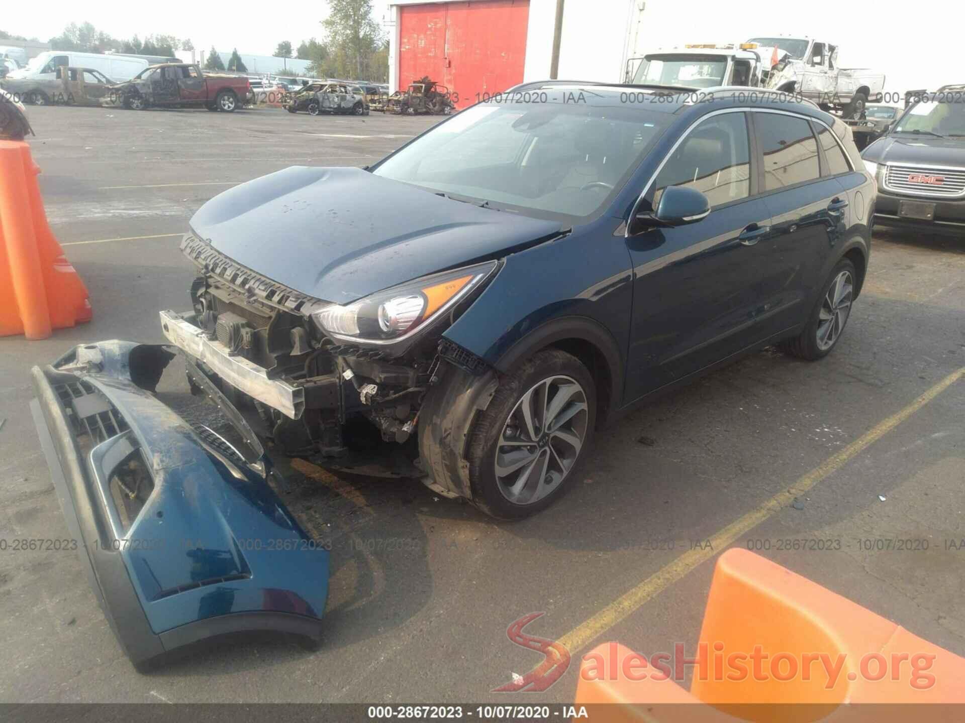 KNDCE3LC2H5067896 2017 KIA NIRO