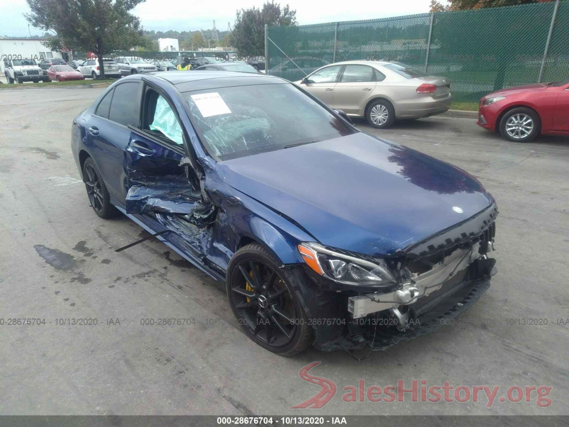 55SWF6EB4HU221716 2017 Mercedes-Benz C