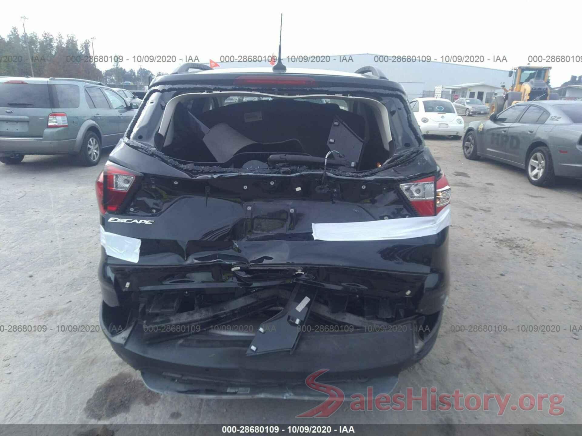 1FMCU9HD8KUA98795 2019 FORD ESCAPE