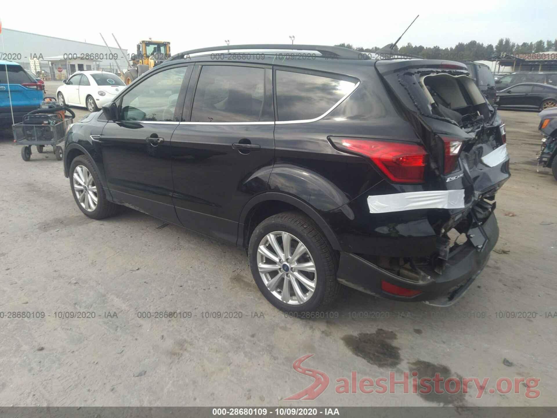 1FMCU9HD8KUA98795 2019 FORD ESCAPE