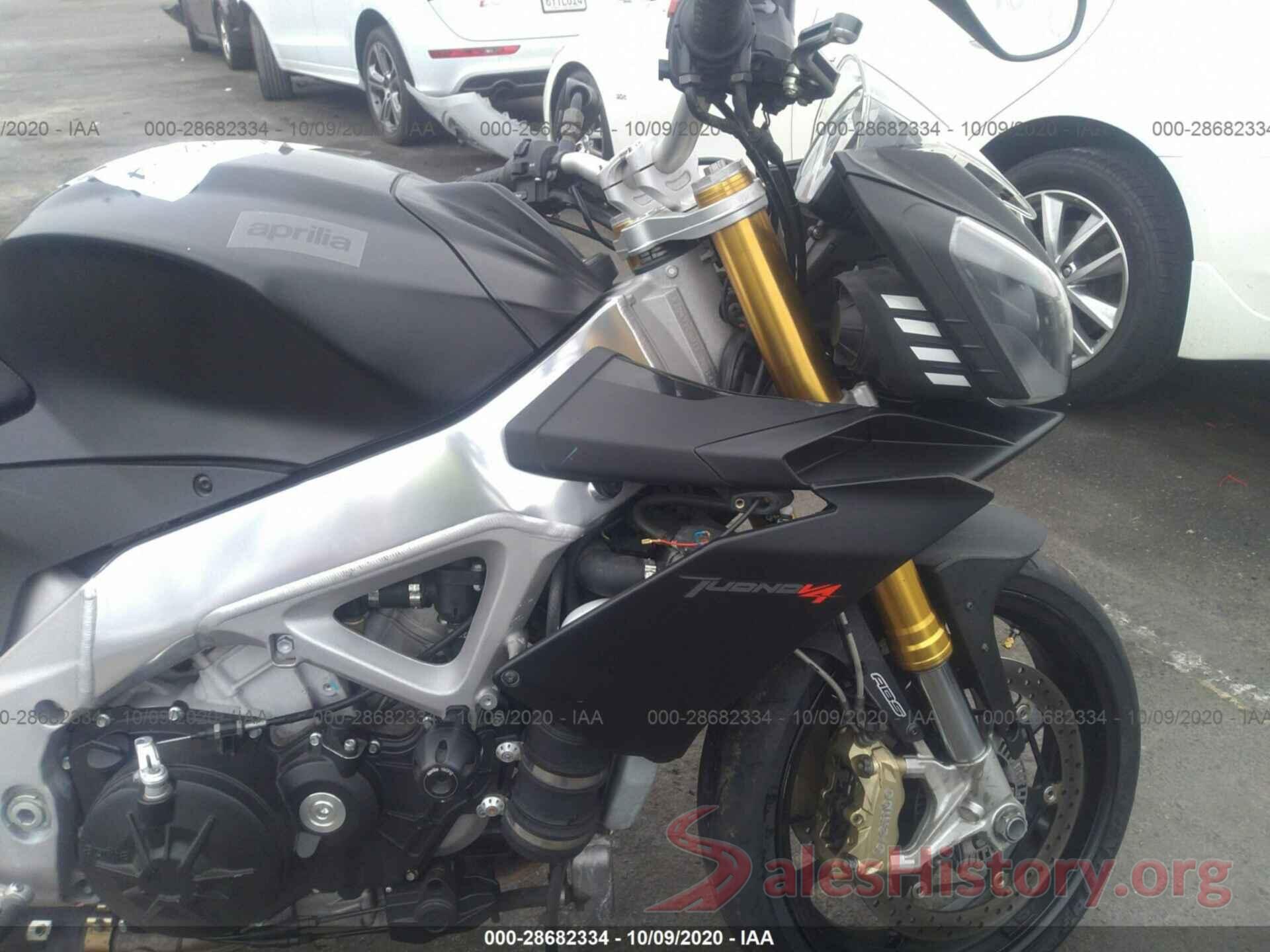 ZD4TYCA01ES000143 2014 APRILIA TUONO