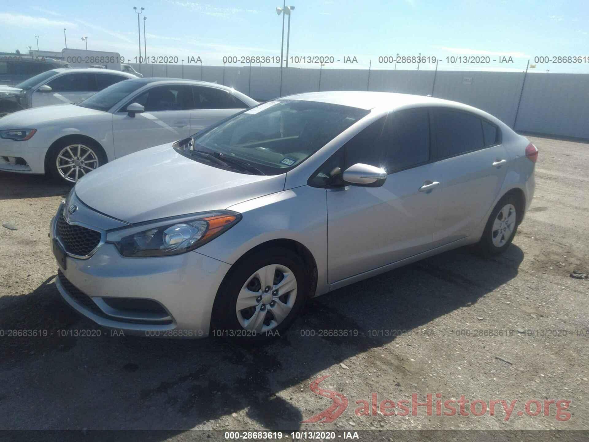 KNAFX4A6XG5556035 2016 KIA FORTE