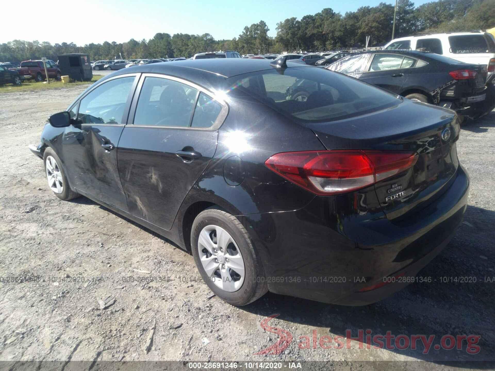 3KPFK4A70JE229570 2018 KIA FORTE