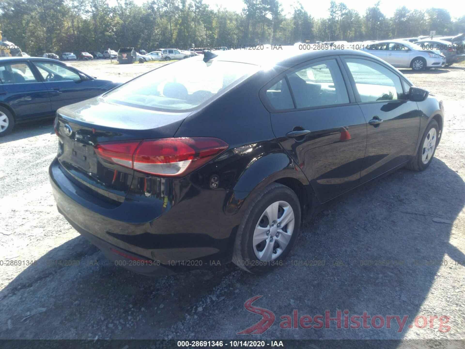 3KPFK4A70JE229570 2018 KIA FORTE