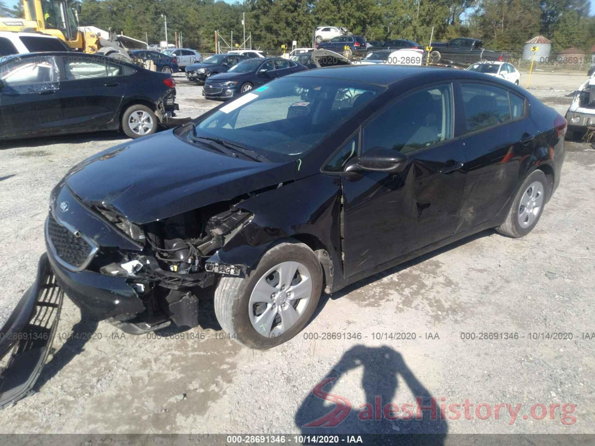 3KPFK4A70JE229570 2018 KIA FORTE