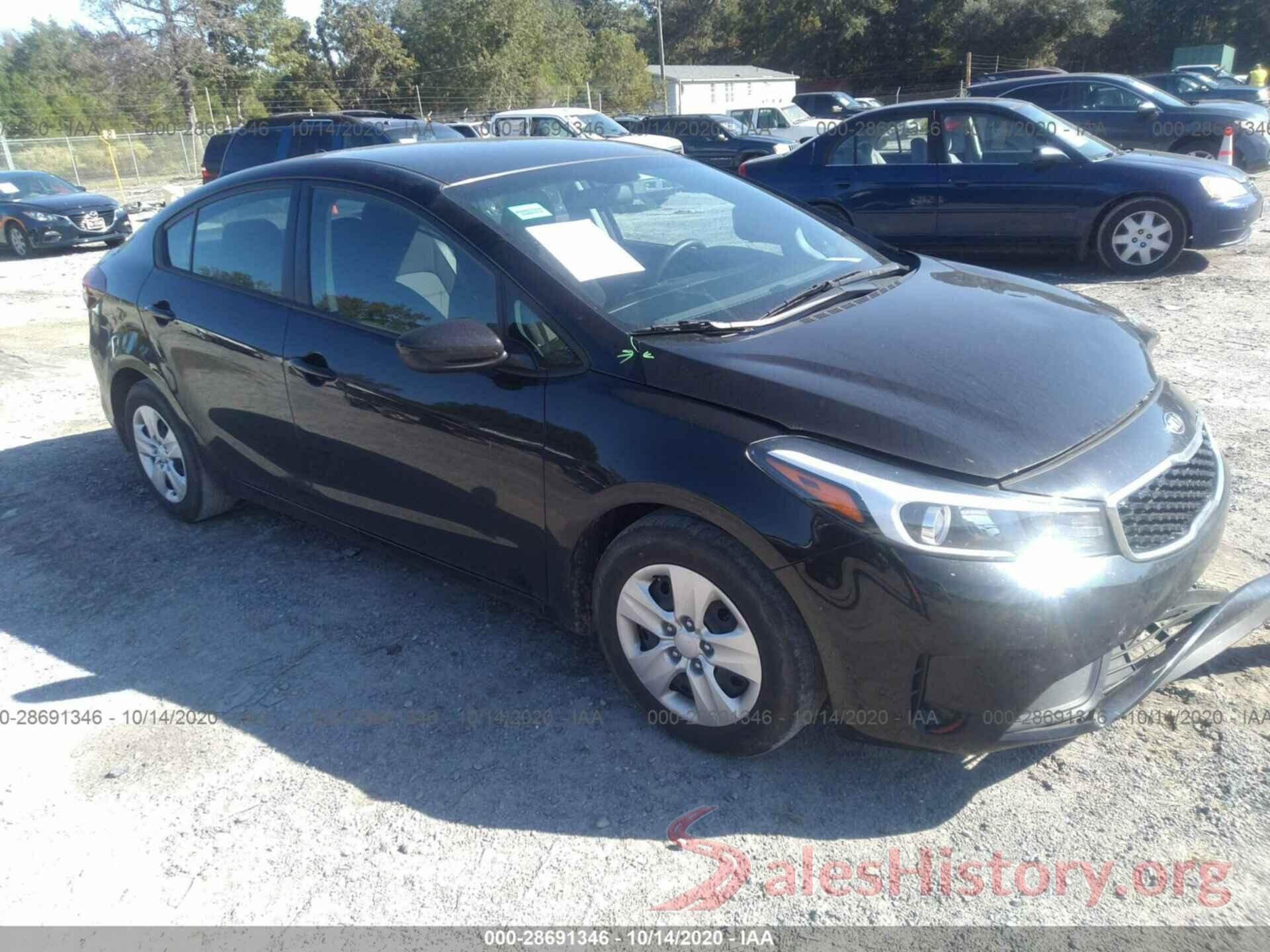 3KPFK4A70JE229570 2018 KIA FORTE