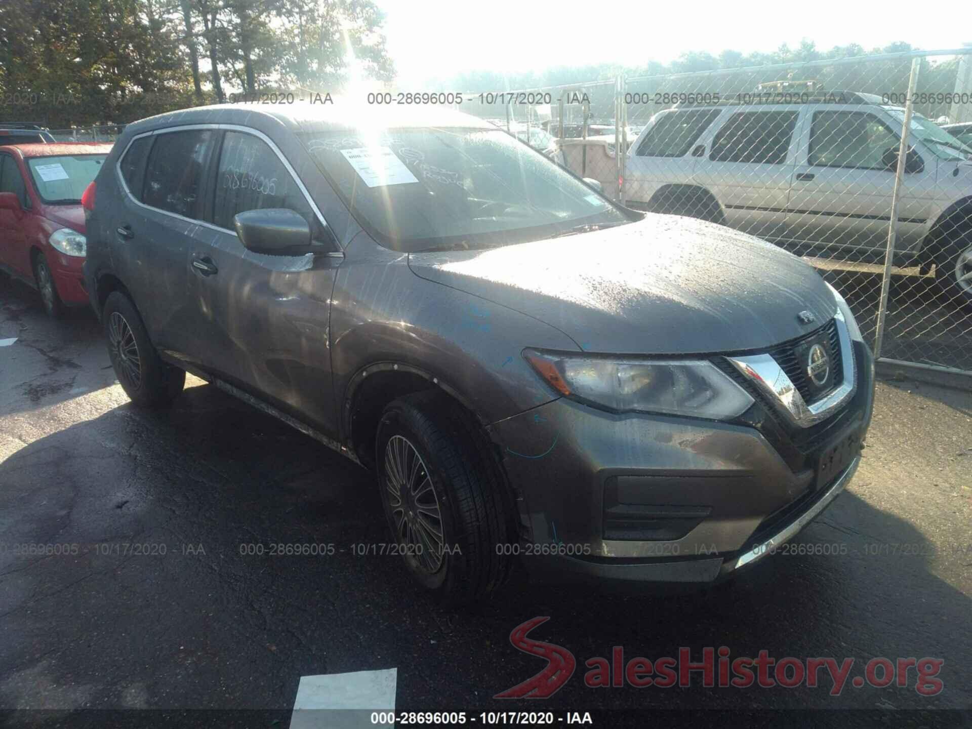 KNMAT2MV9HP611807 2017 NISSAN ROGUE