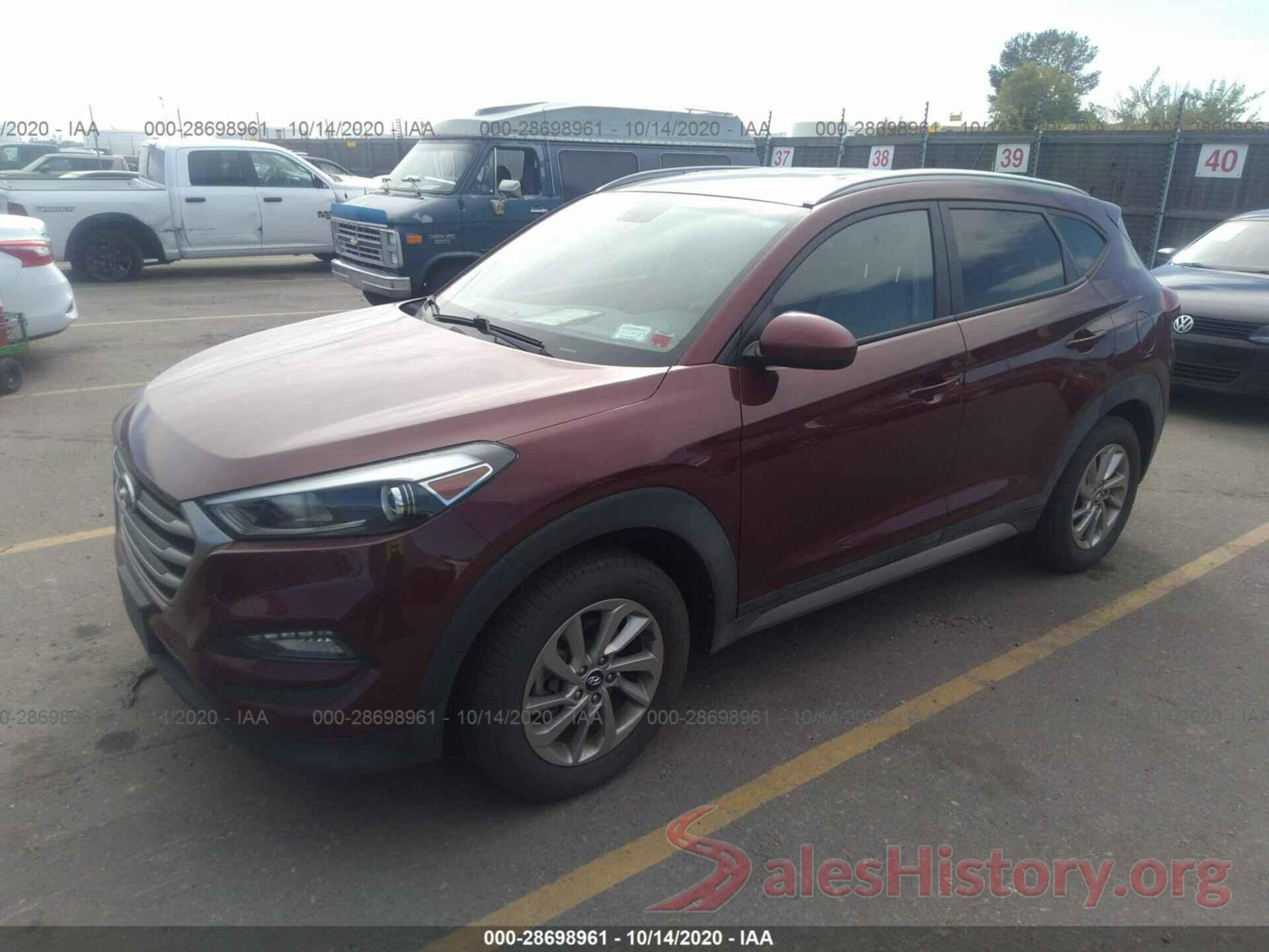 KM8J3CA44HU251960 2017 HYUNDAI TUCSON