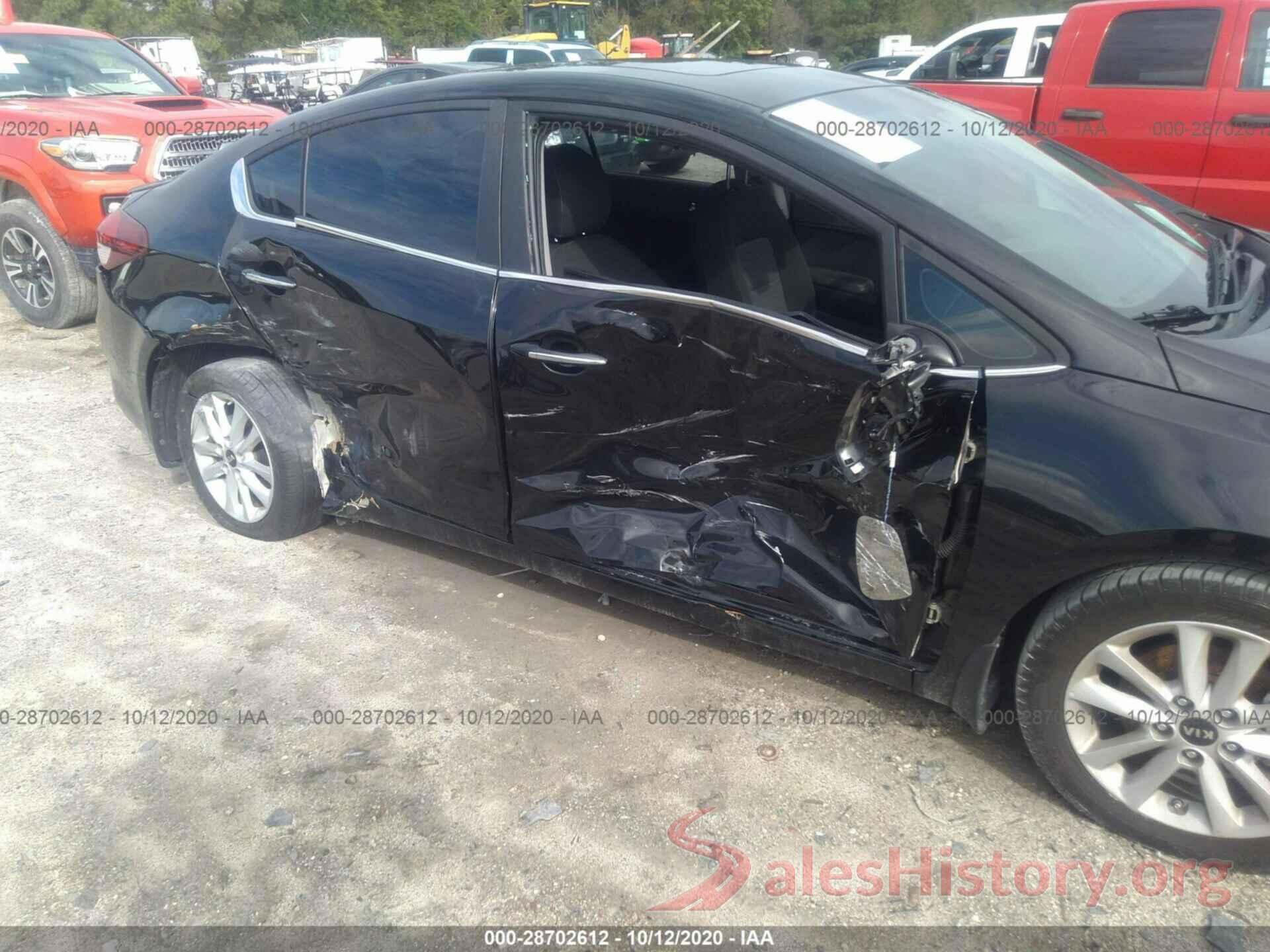 3KPFL4A7XHE079829 2017 KIA FORTE