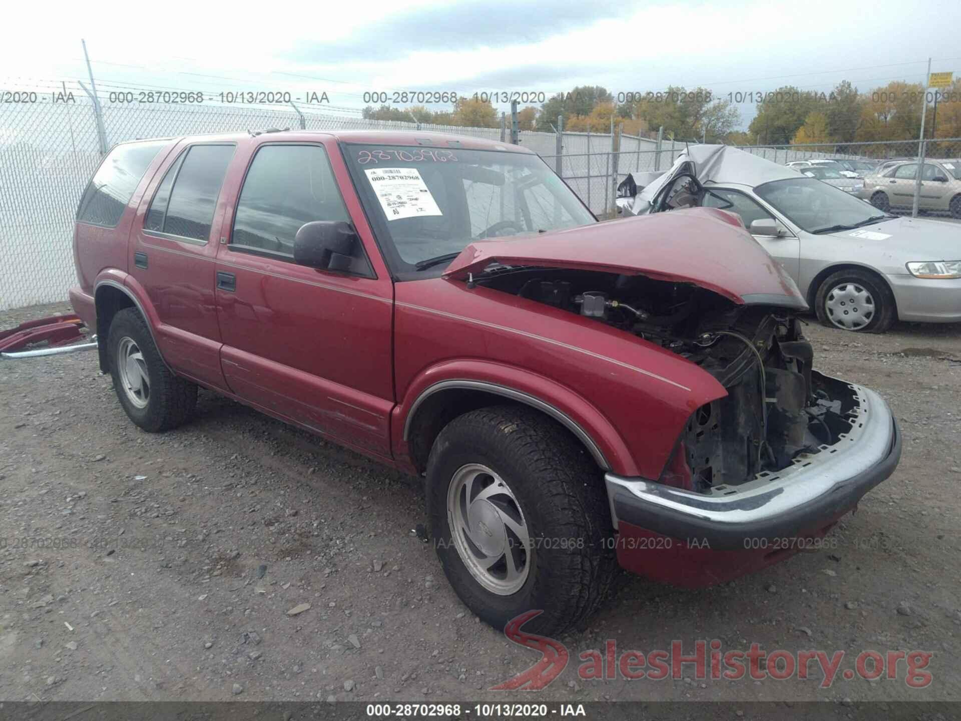 1GNDT13WXY2213267 2000 CHEVROLET BLAZER