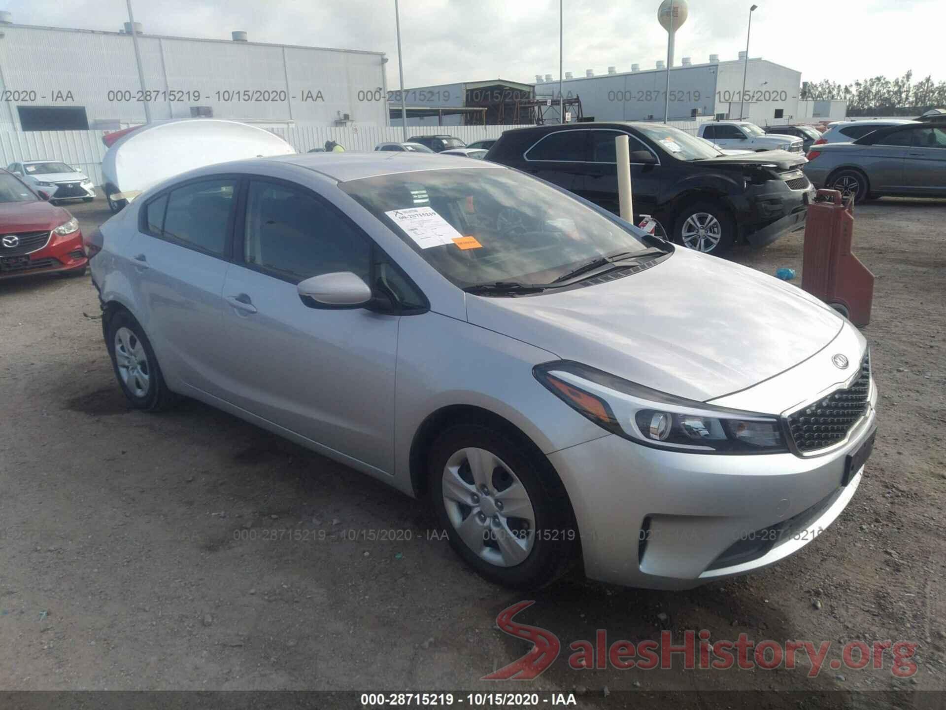 3KPFK4A7XHE083981 2017 KIA FORTE