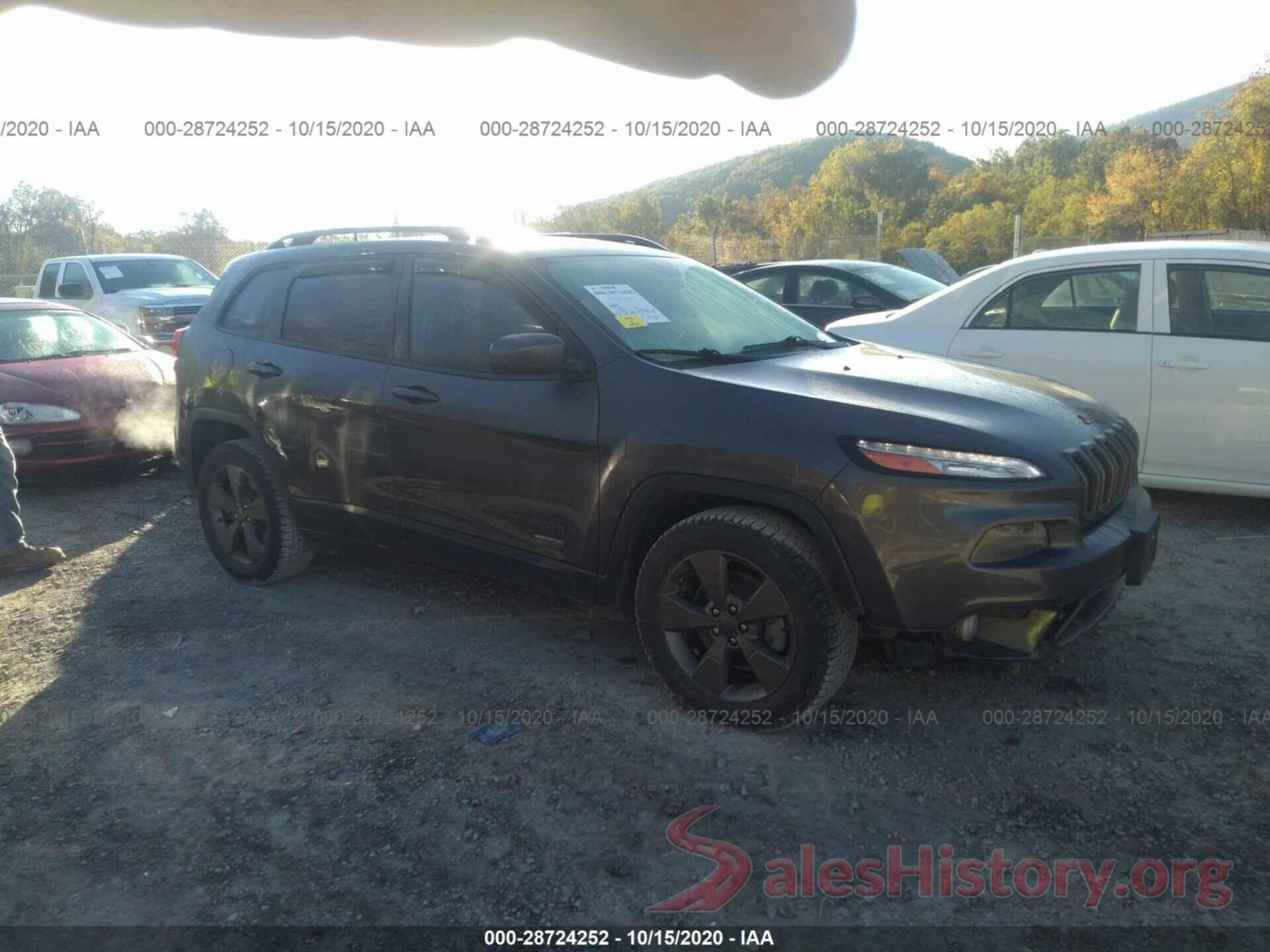 1C4PJMCS8HW503588 2017 JEEP CHEROKEE