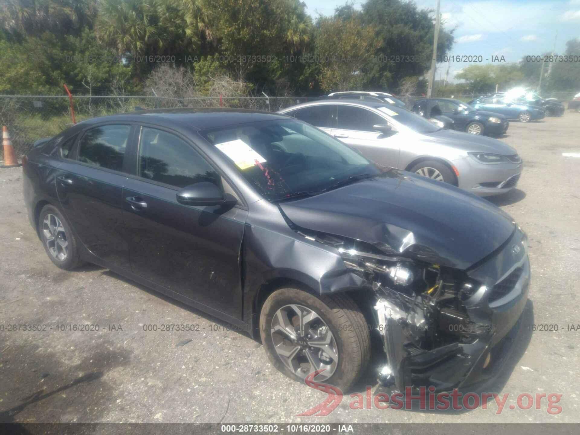 3KPF24AD8KE120555 2019 KIA FORTE