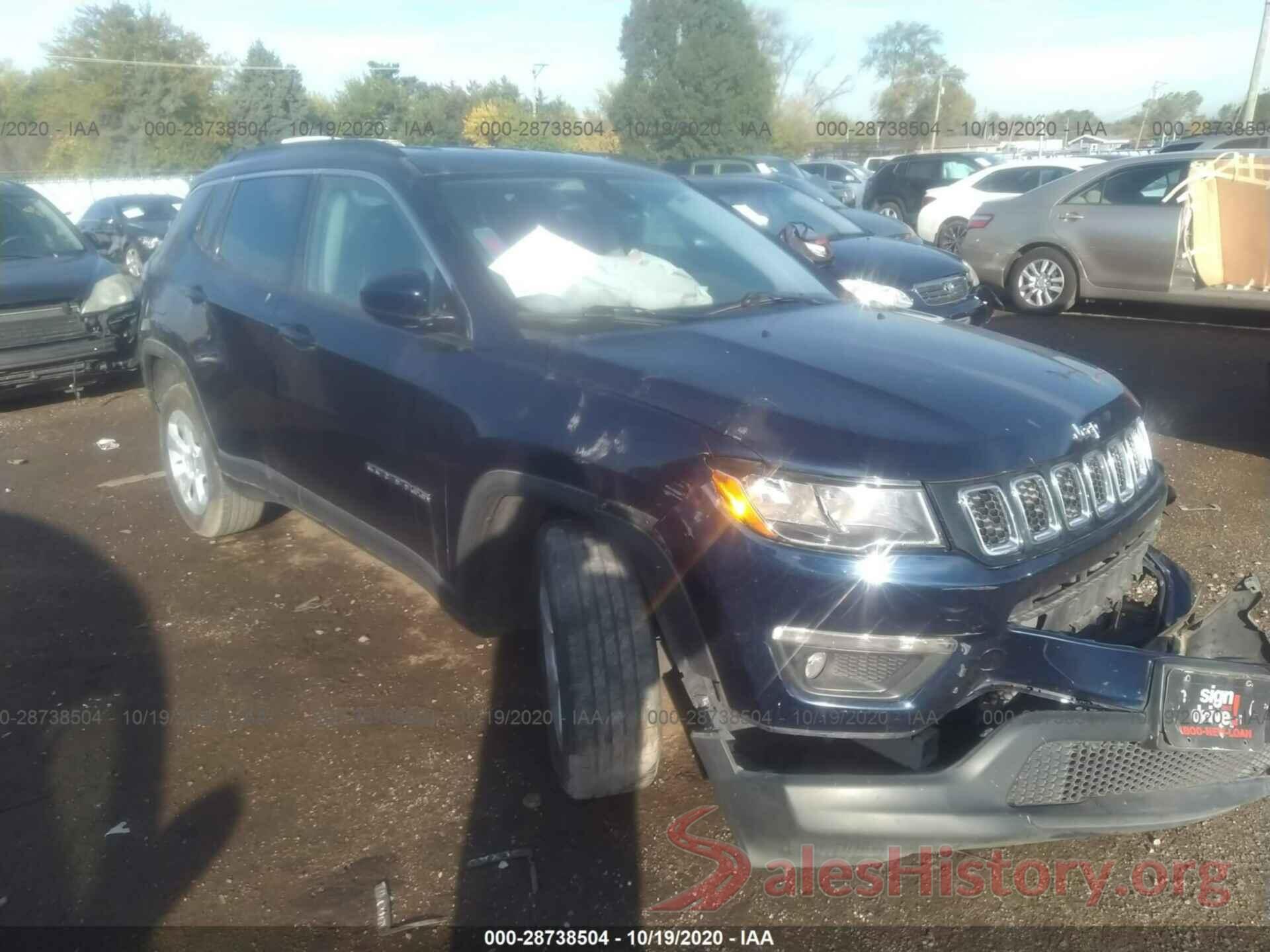 3C4NJCBB2JT300520 2018 JEEP COMPASS