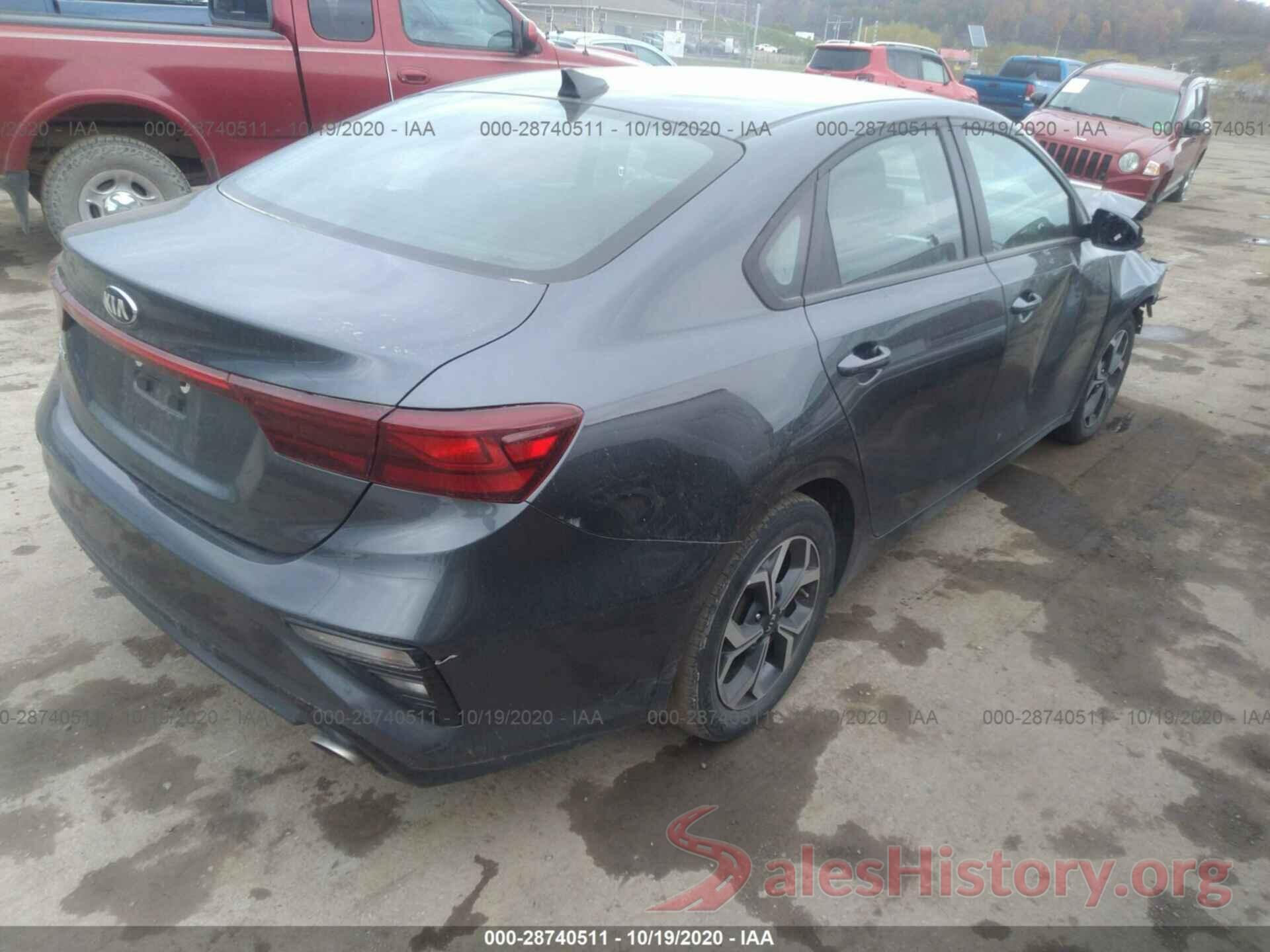 3KPF24AD2KE091215 2019 KIA FORTE