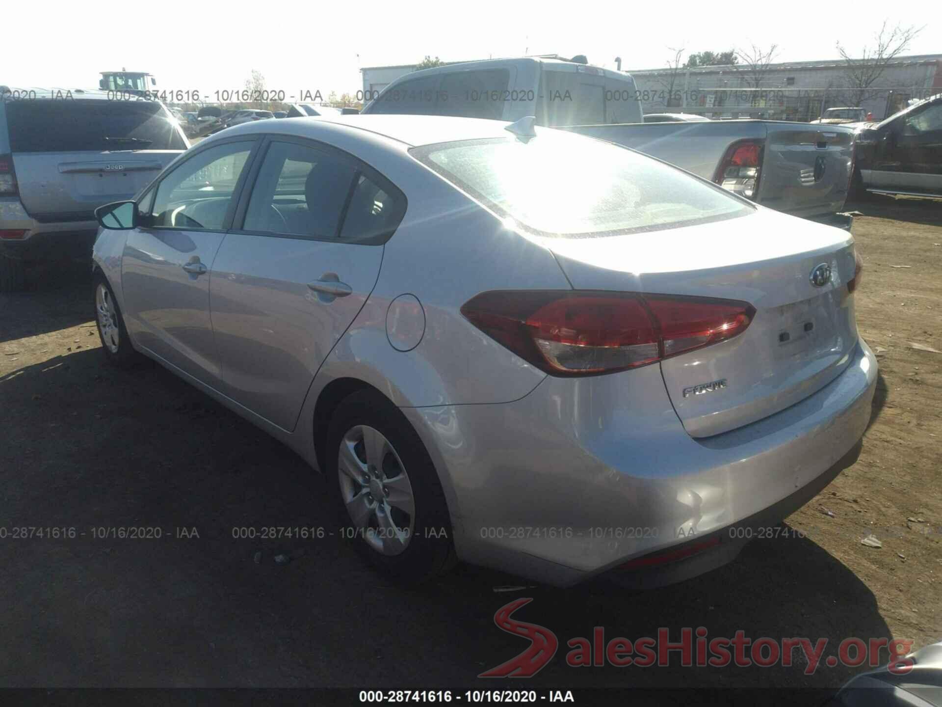 3KPFK4A71HE122778 2017 KIA FORTE