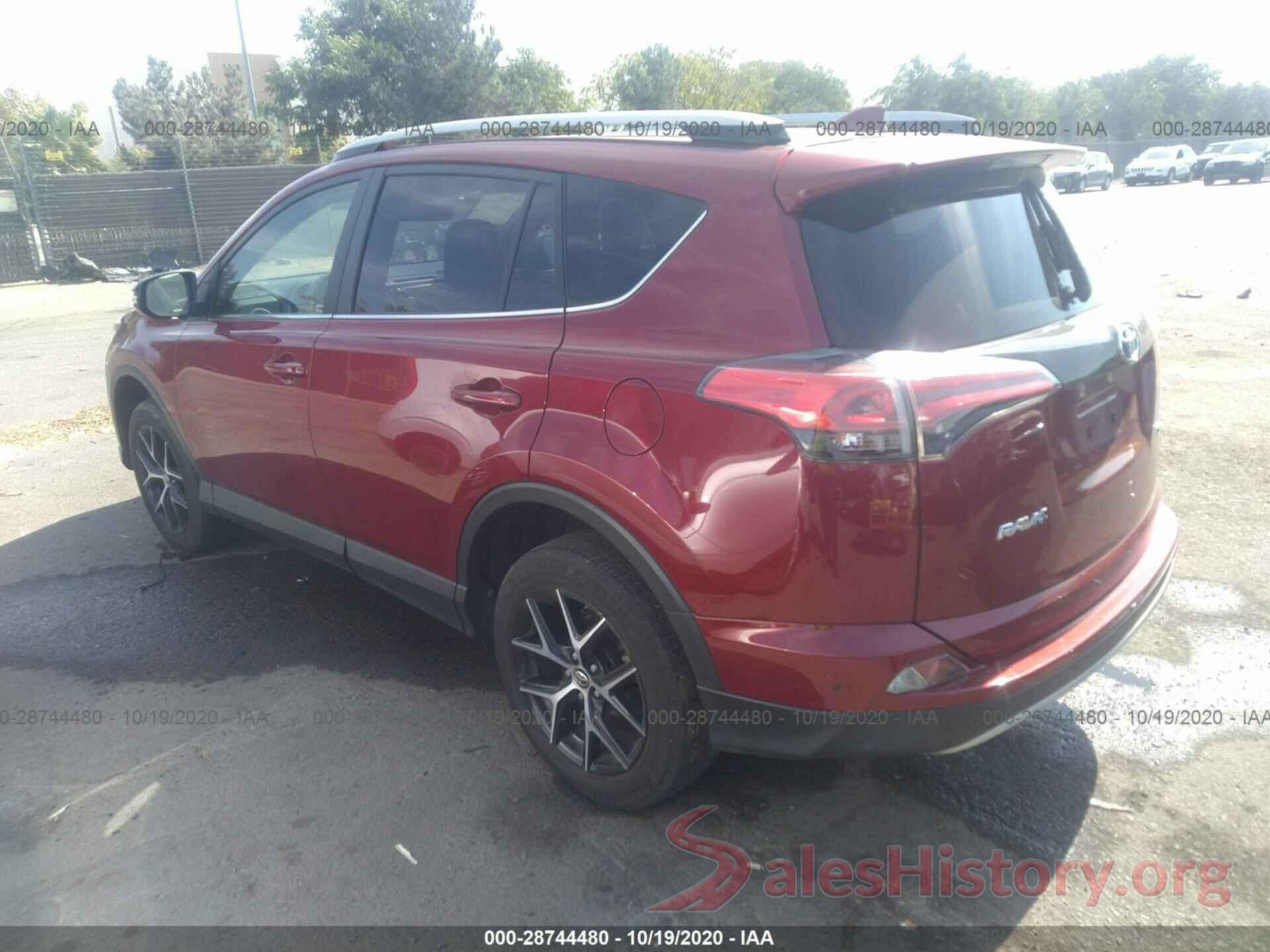 JTMNFREVXJD125062 2018 TOYOTA RAV4