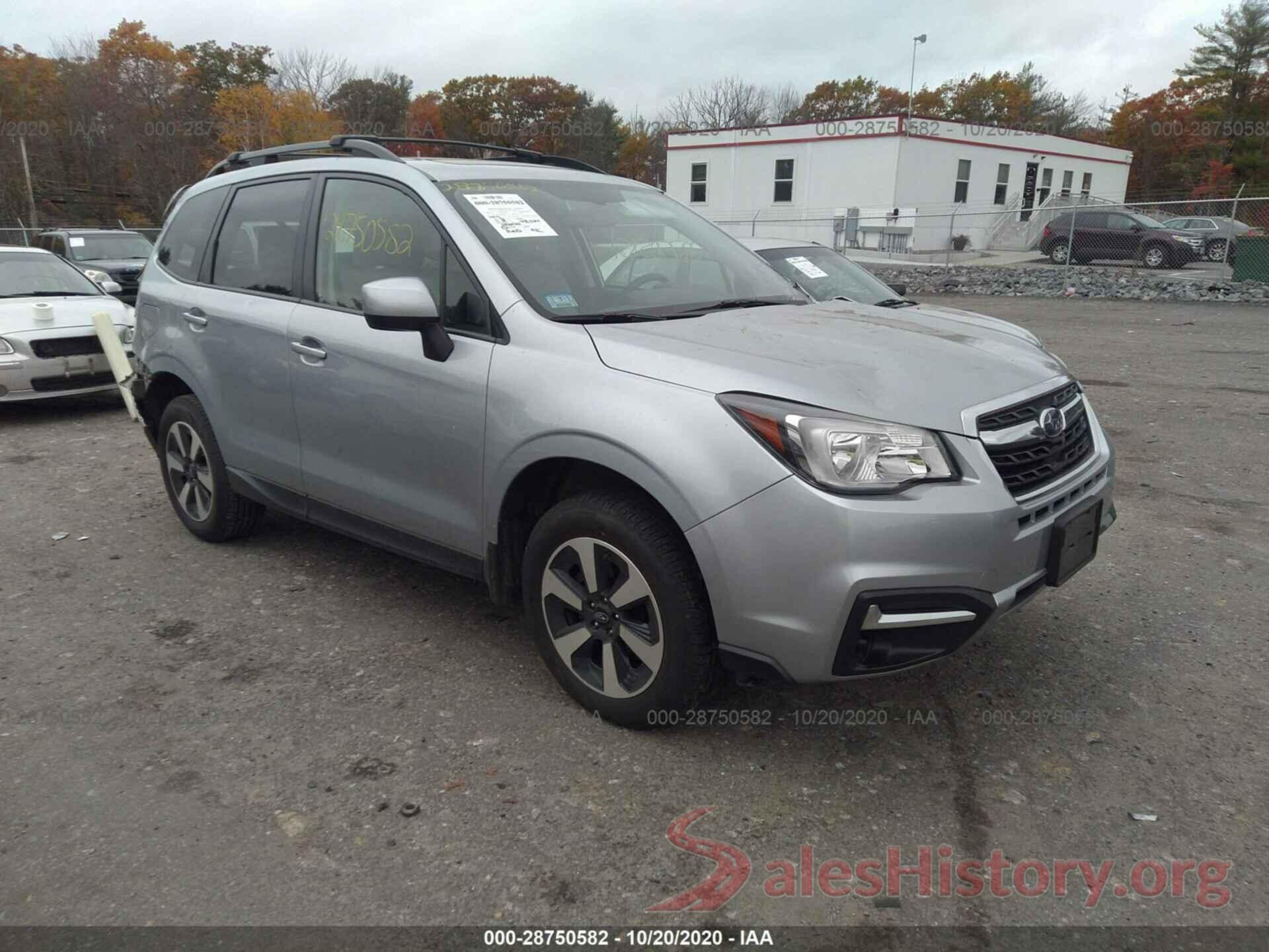 JF2SJAEC3JH489769 2018 SUBARU FORESTER