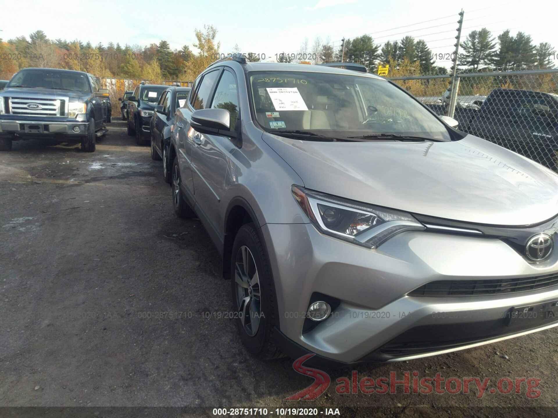 2T3RFREV7HW607101 2017 TOYOTA RAV4