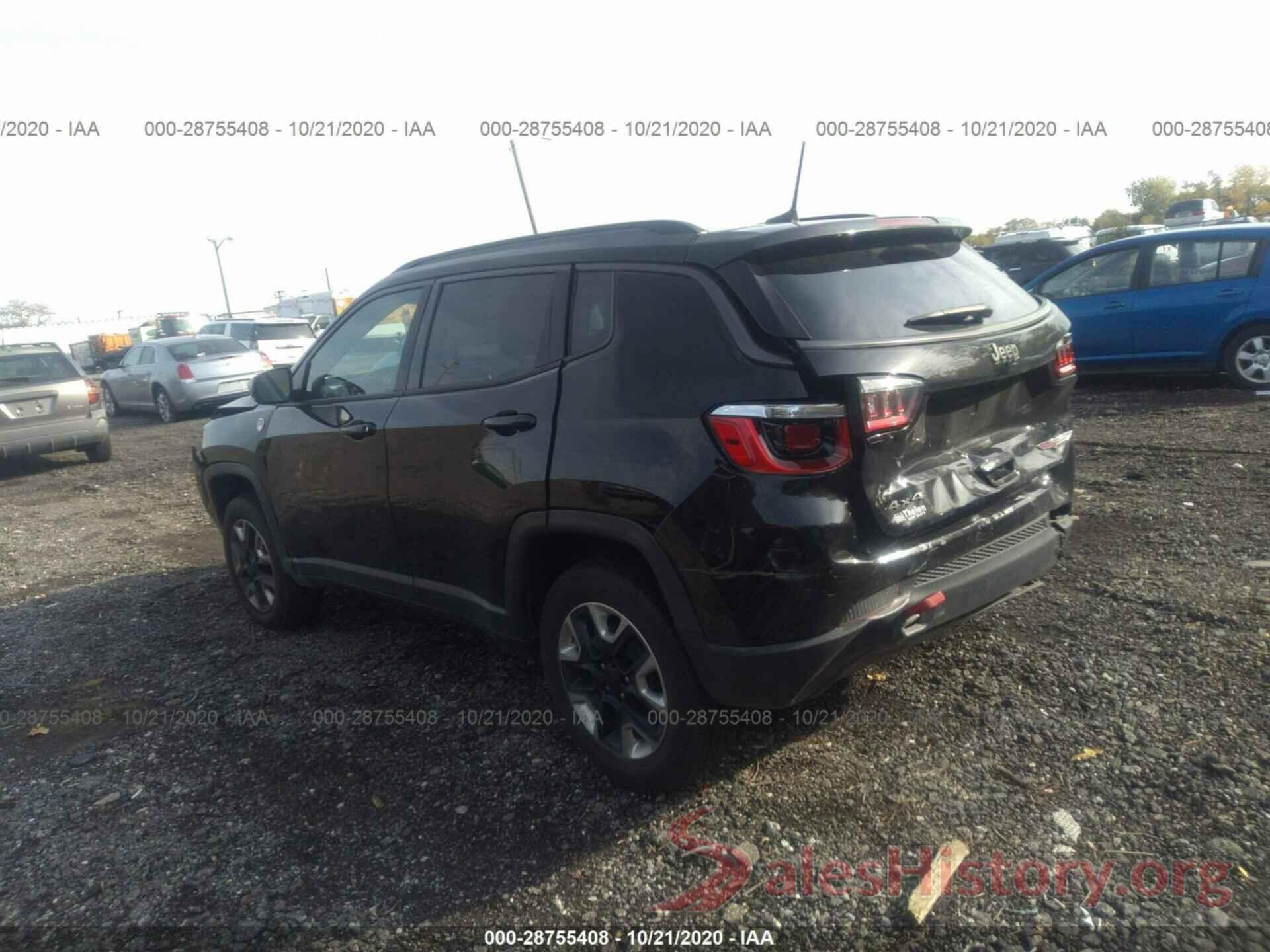 3C4NJDDBXJT410475 2018 JEEP COMPASS