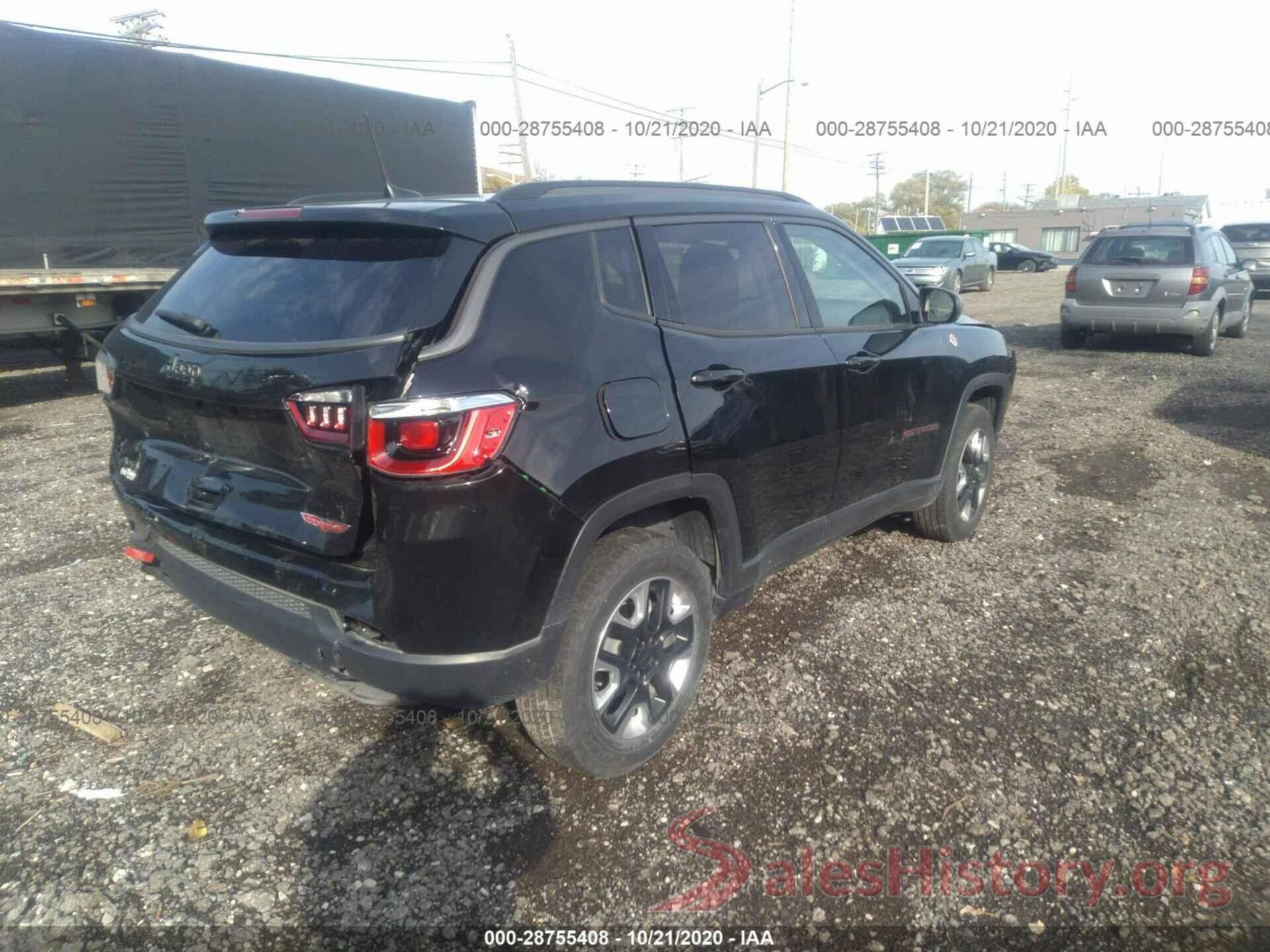 3C4NJDDBXJT410475 2018 JEEP COMPASS