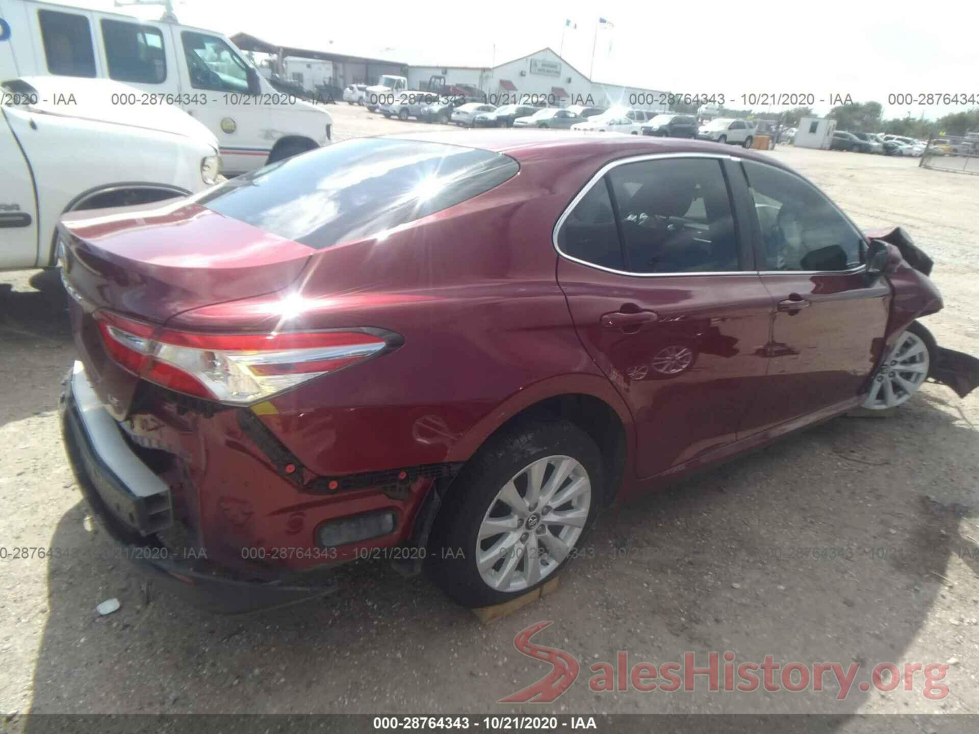 4T1B11HK8JU599236 2018 TOYOTA CAMRY