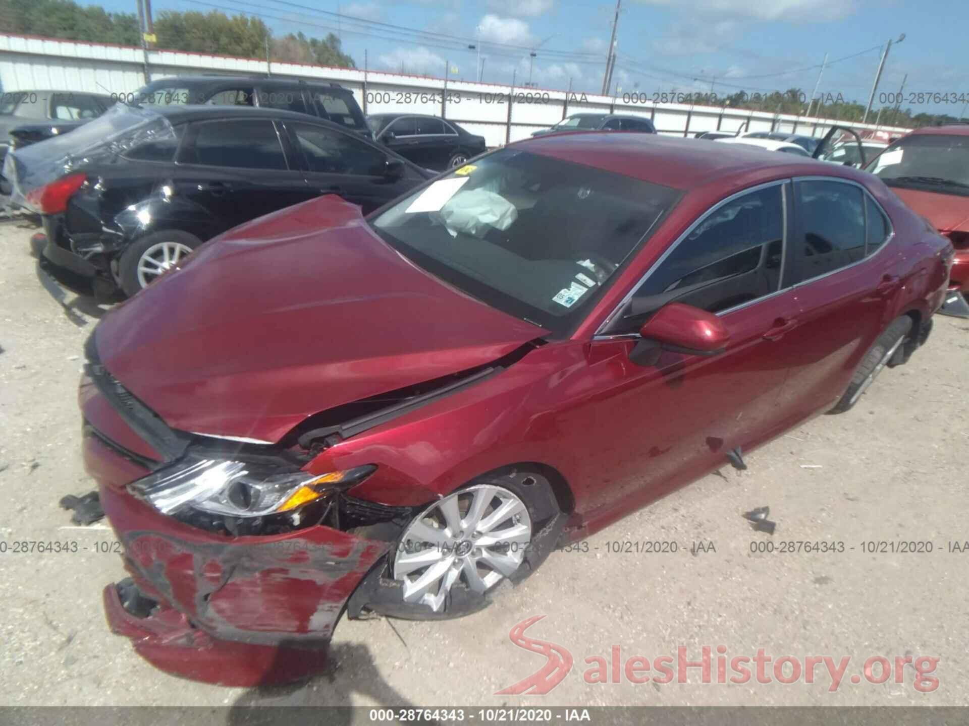 4T1B11HK8JU599236 2018 TOYOTA CAMRY