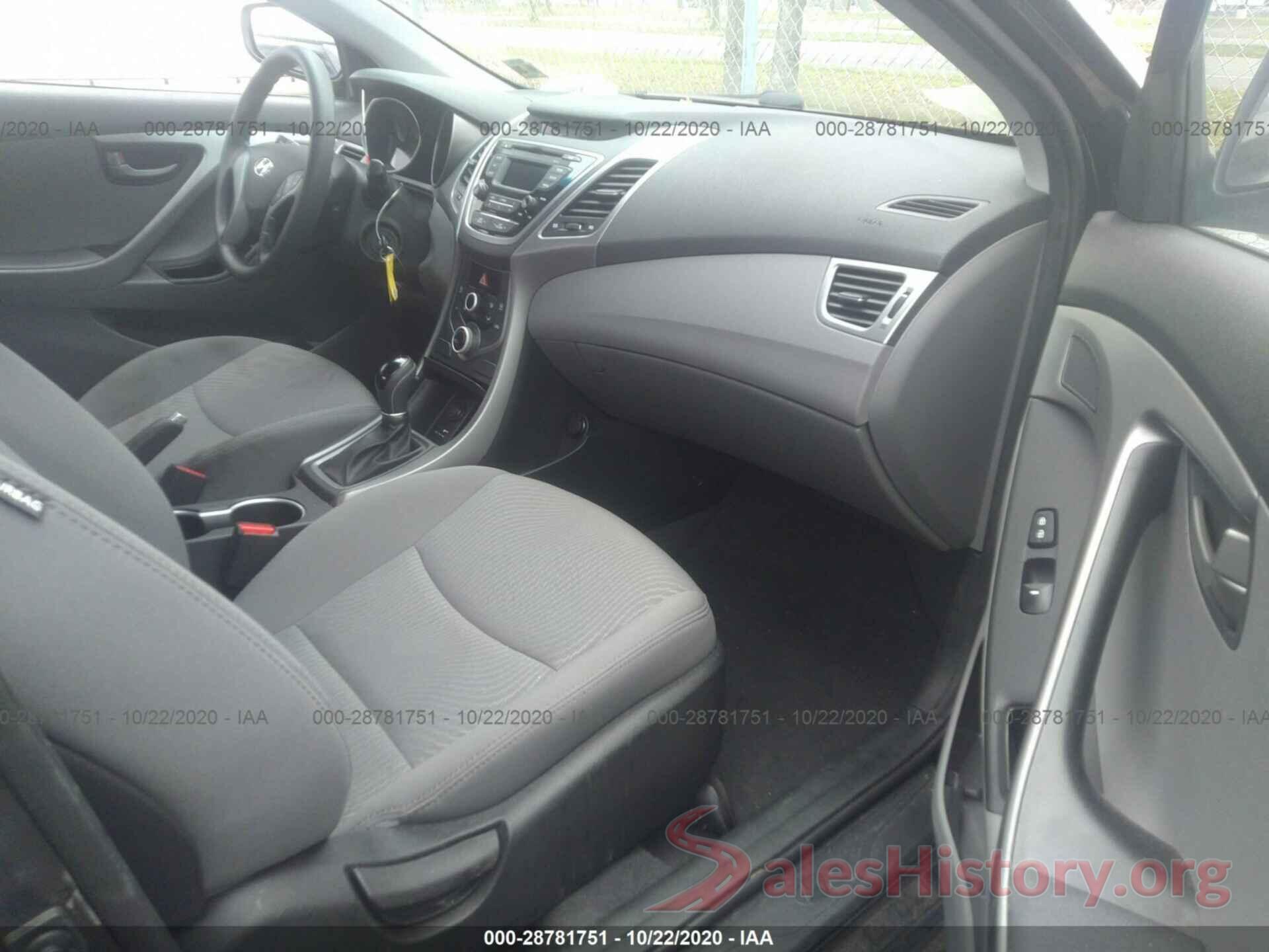 5NPDH4AE9GH733981 2016 HYUNDAI ELANTRA