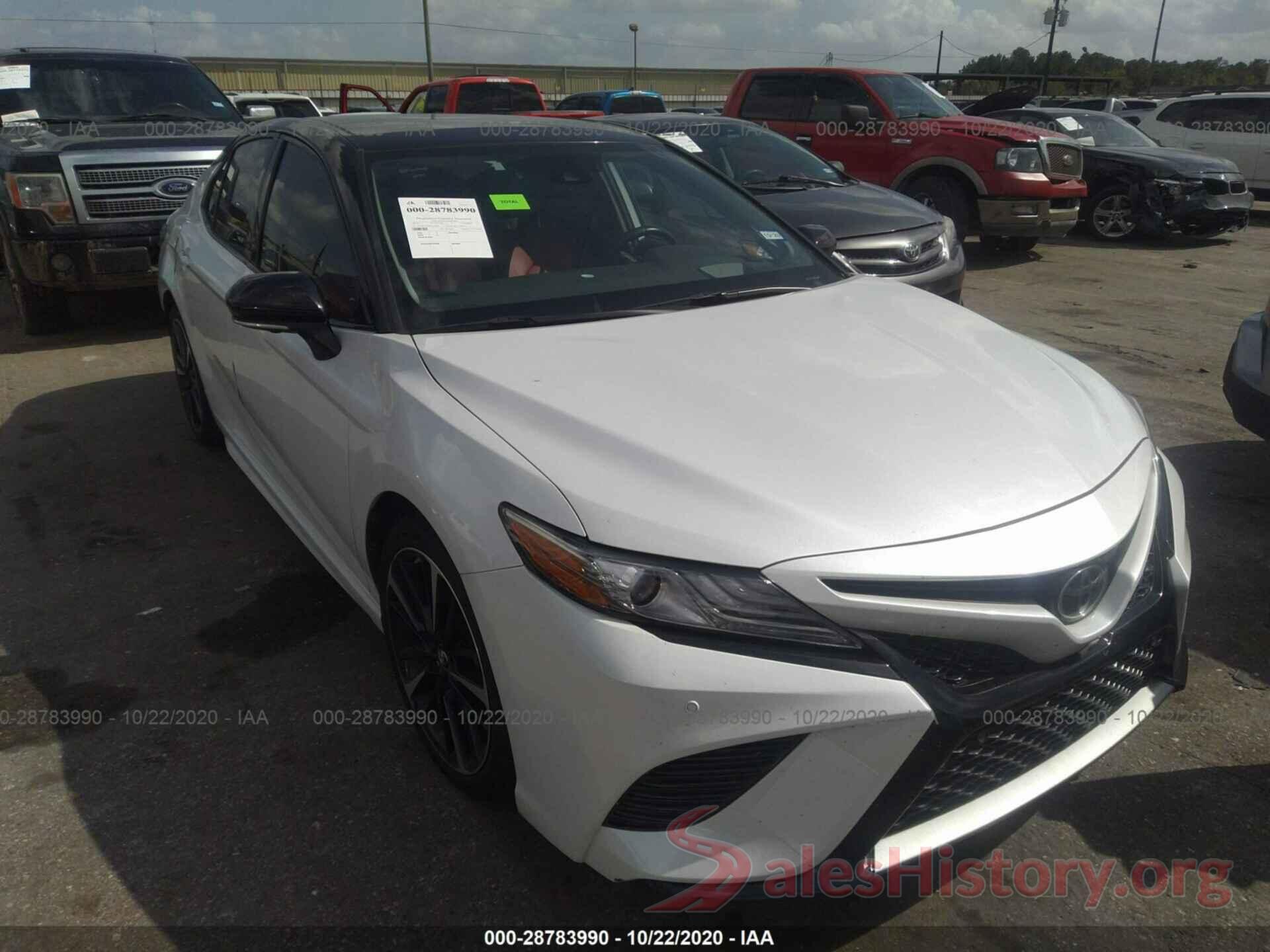 4T1B61HK9KU164860 2019 TOYOTA CAMRY