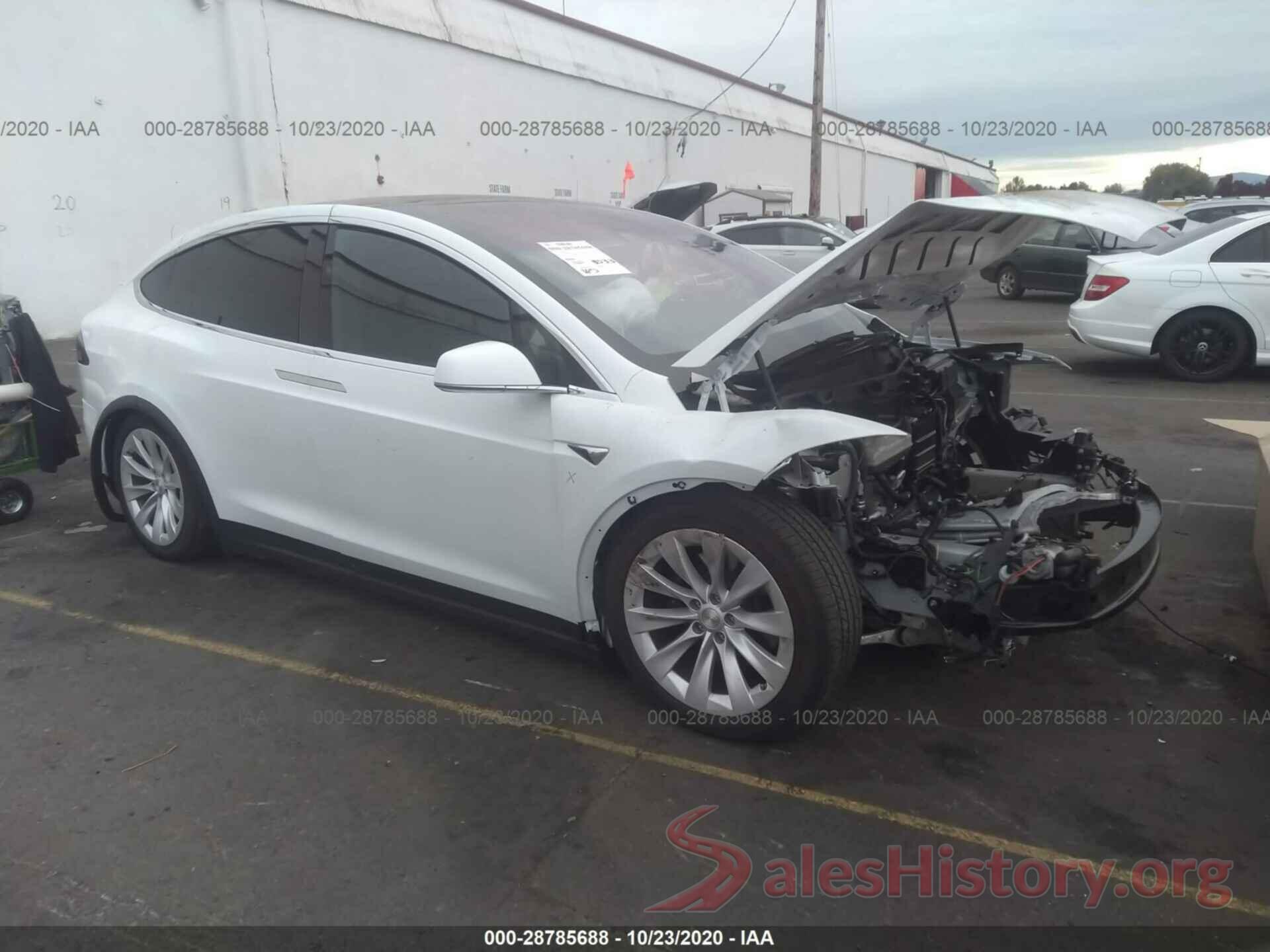 5YJXCBE26LF268603 2020 TESLA MODEL X