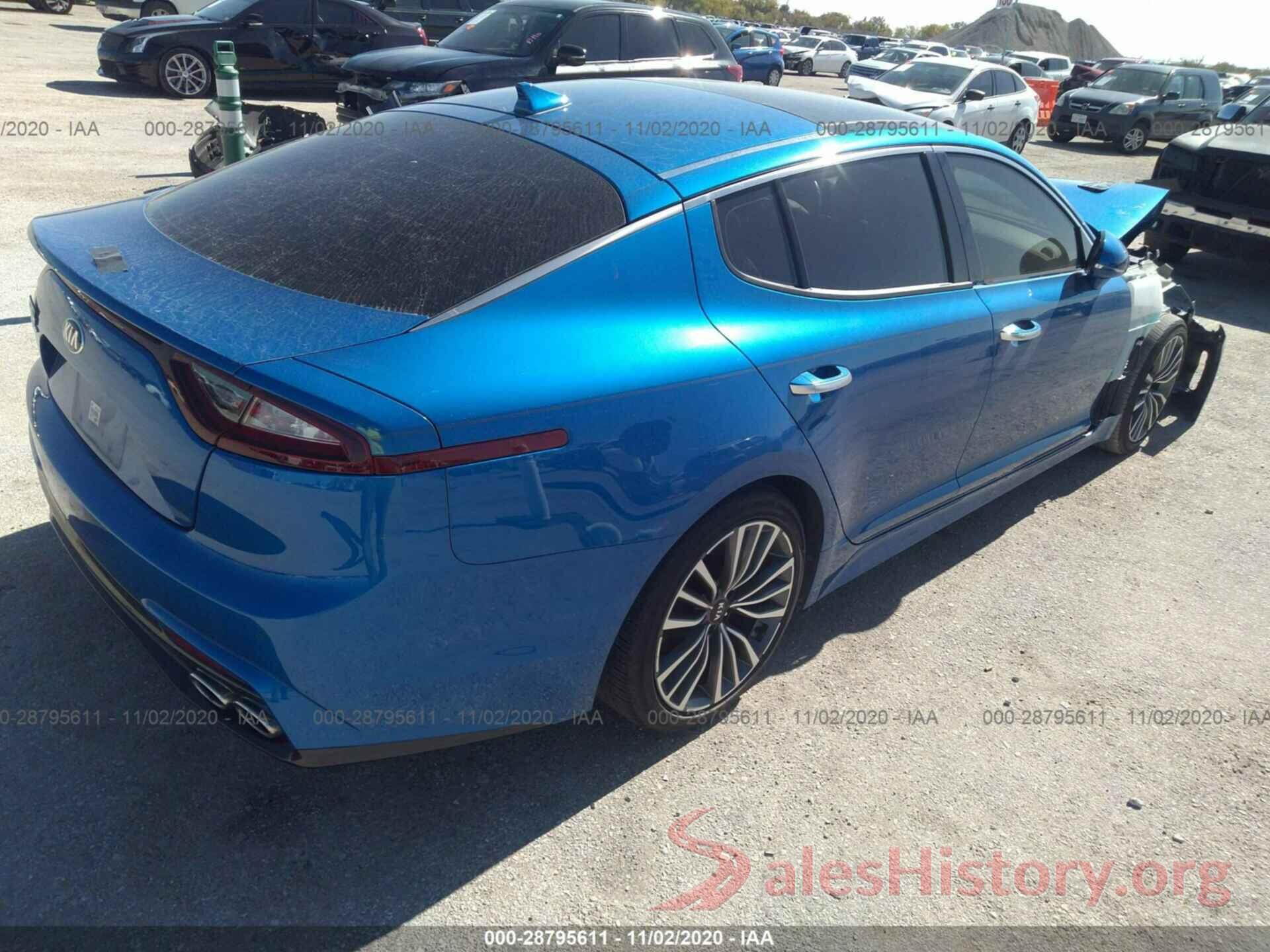 KNAE25LA6J6017303 2018 KIA STINGER