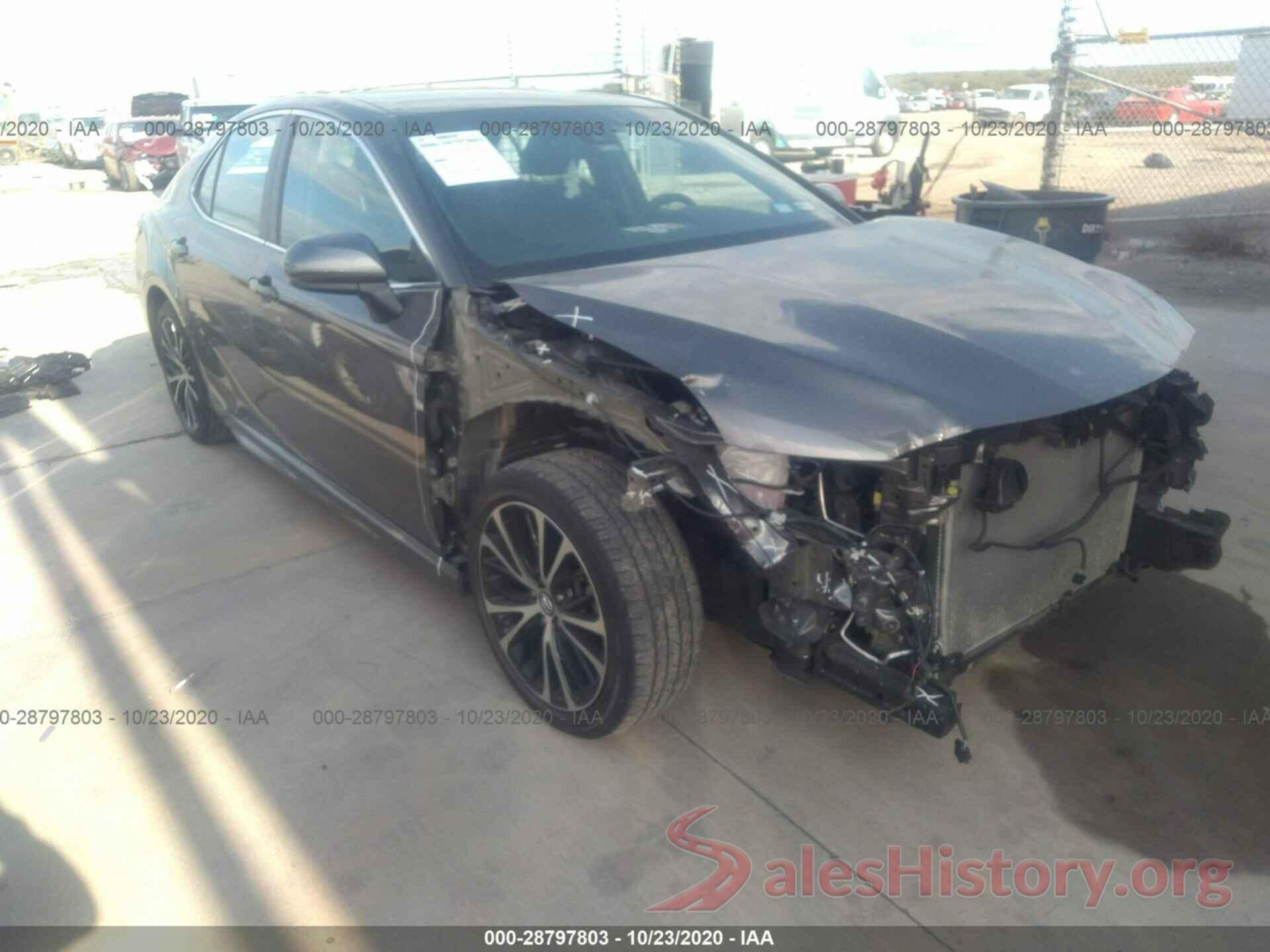 4T1B11HK0JU614831 2018 TOYOTA CAMRY