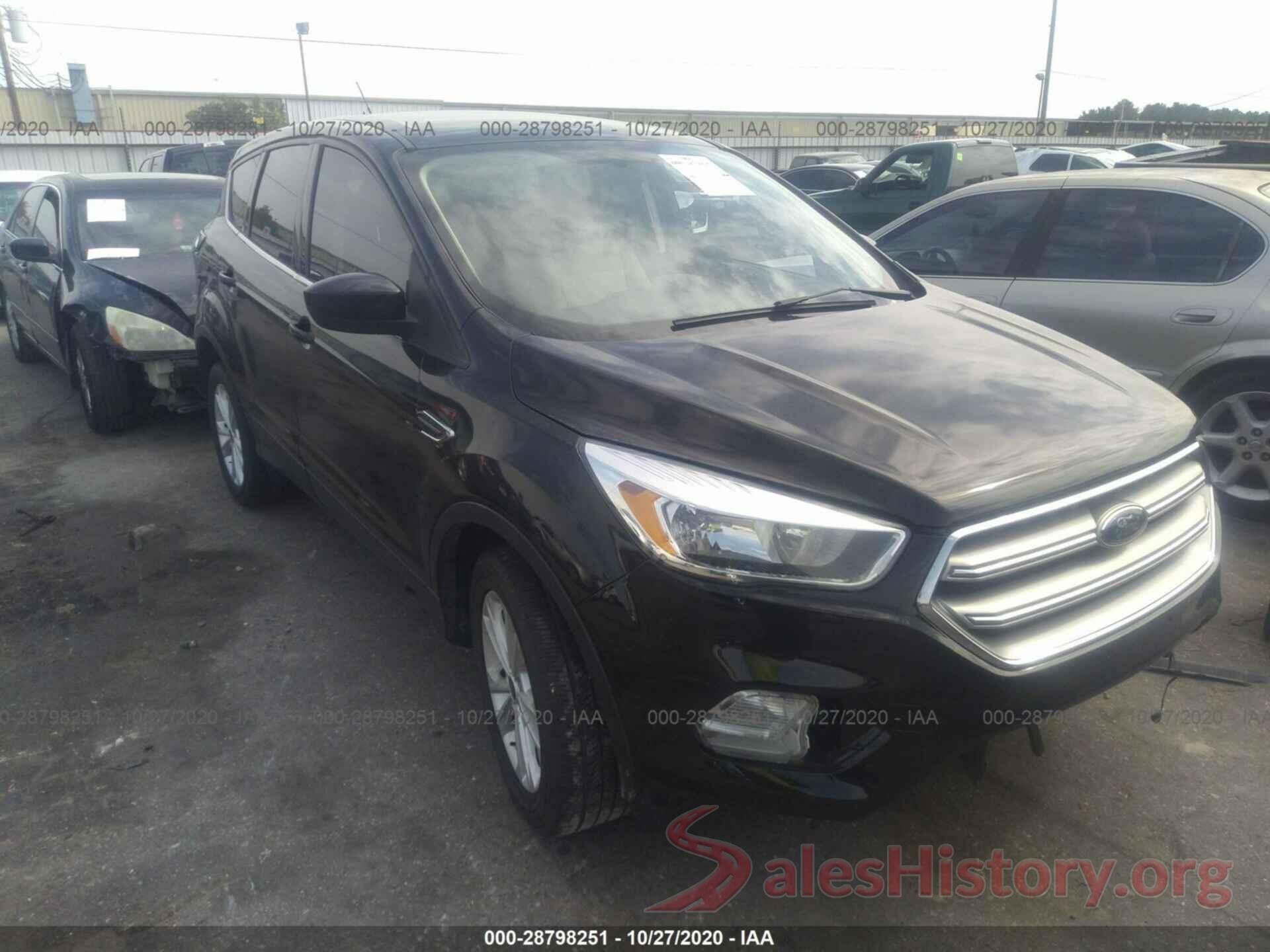 1FMCU0GD7HUA40473 2017 FORD ESCAPE