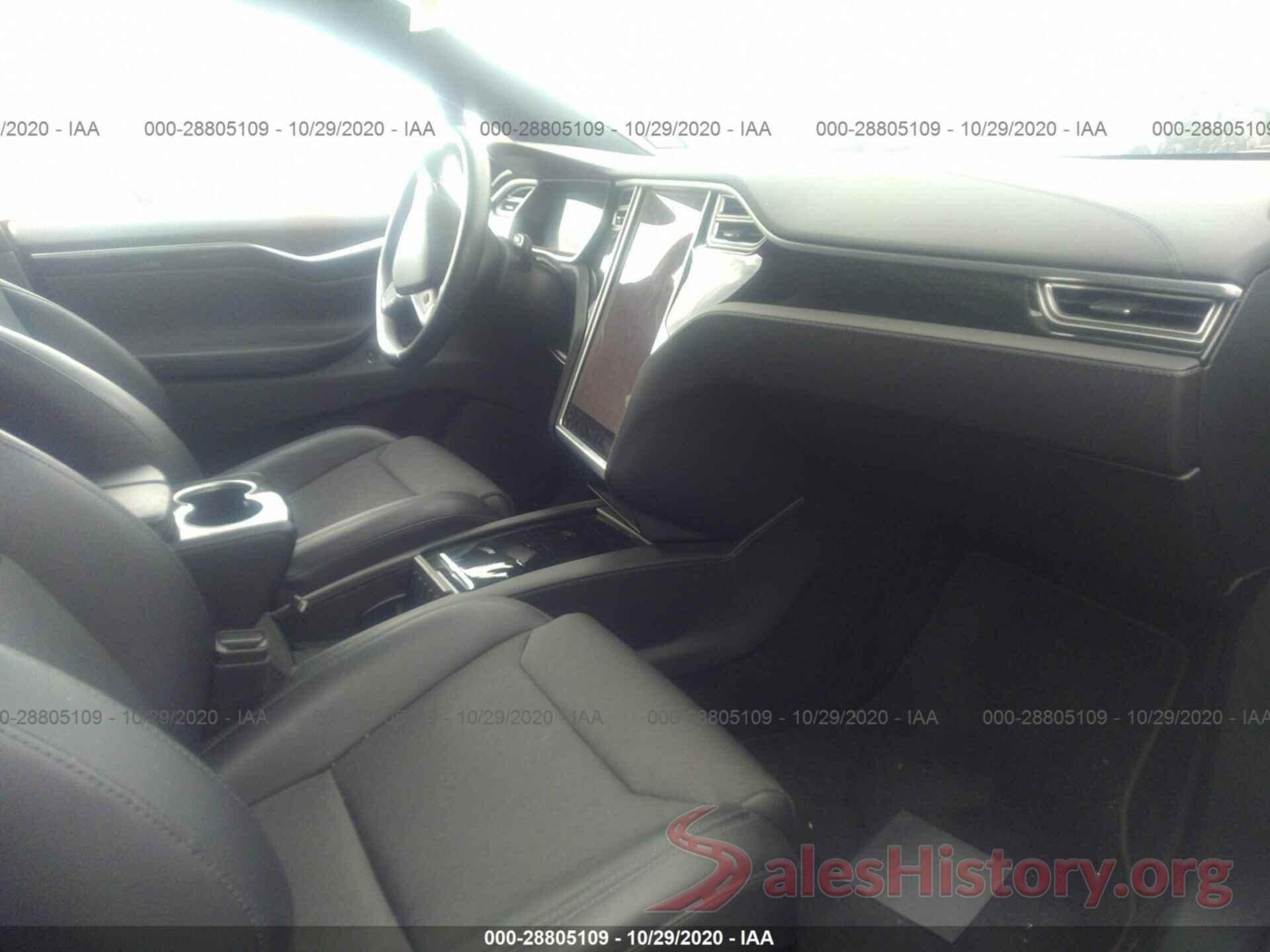 5YJXCDE22GF028577 2016 TESLA MODEL X