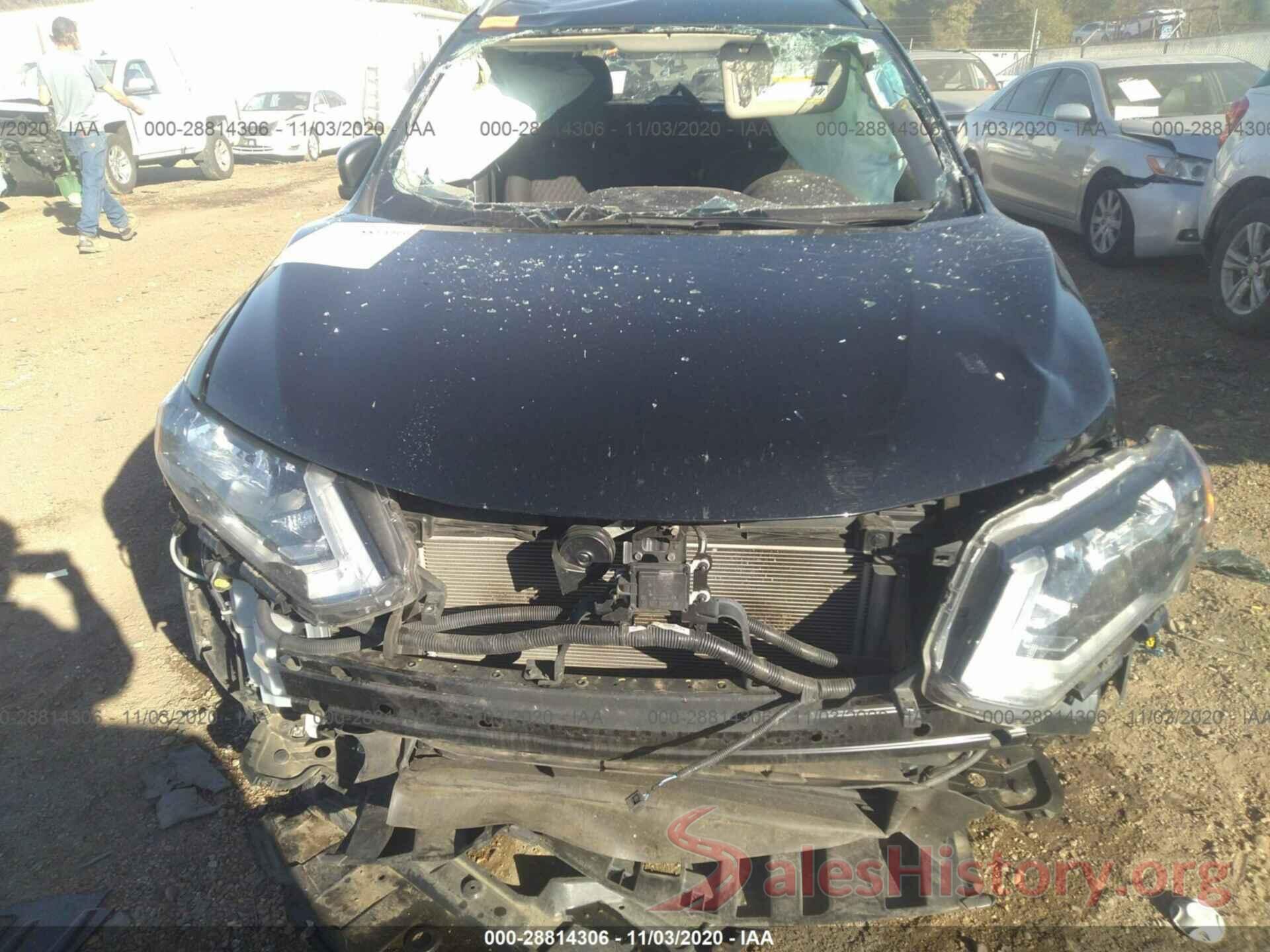 KNMAT2MT5JP542683 2018 NISSAN ROGUE