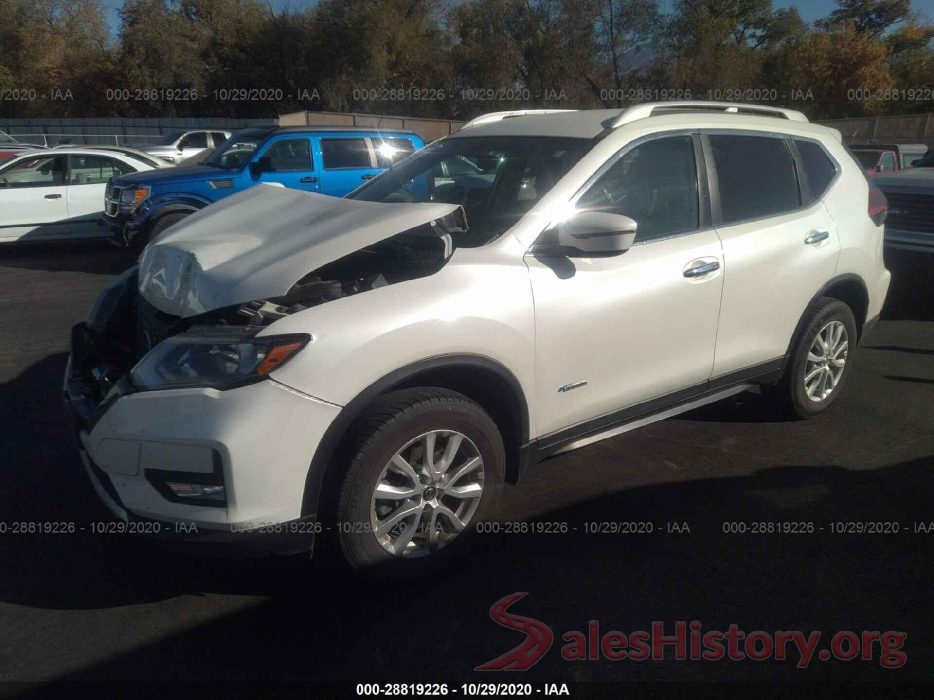 5N1ET2MV6HC828560 2017 NISSAN ROGUE