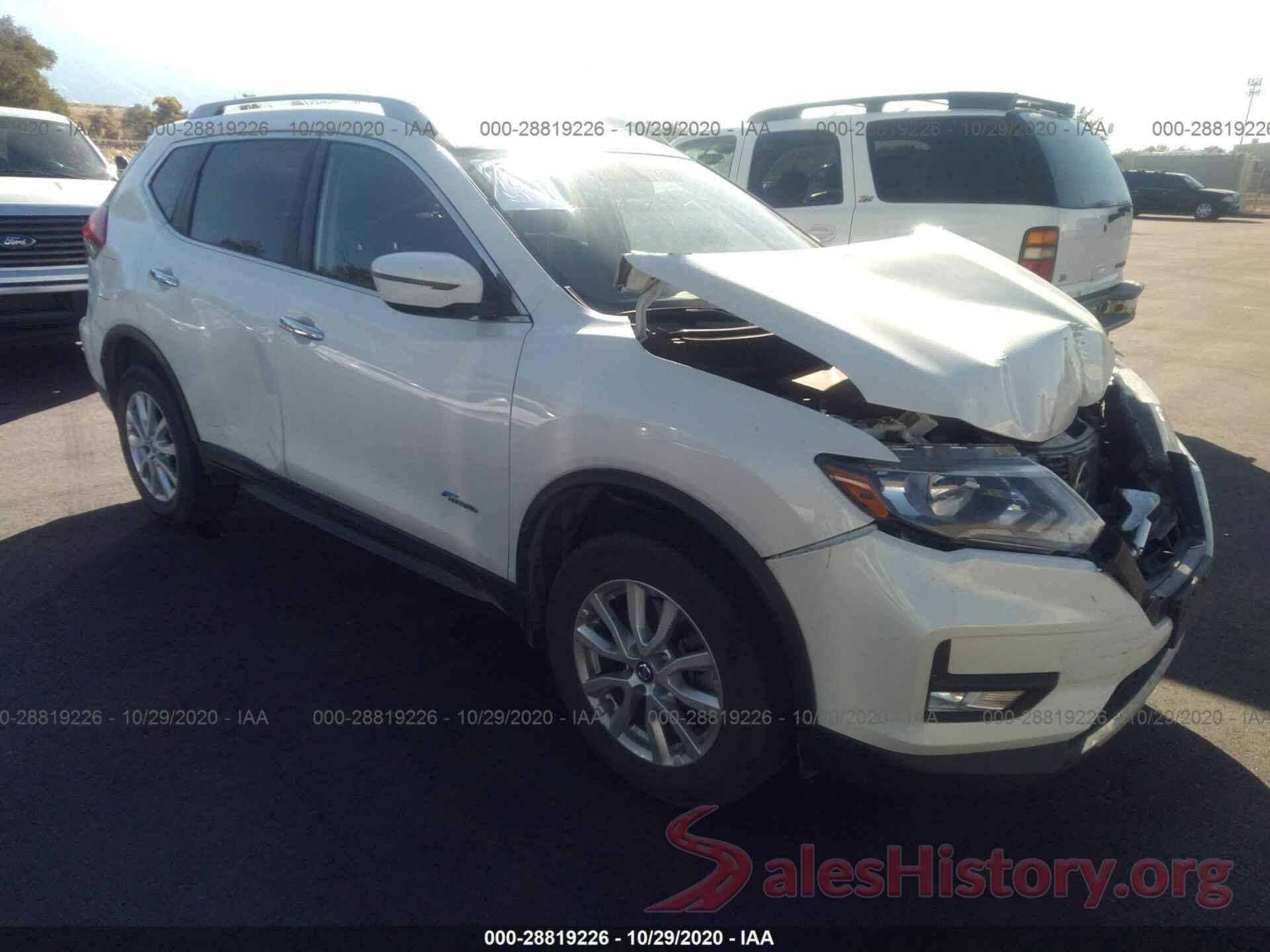 5N1ET2MV6HC828560 2017 NISSAN ROGUE