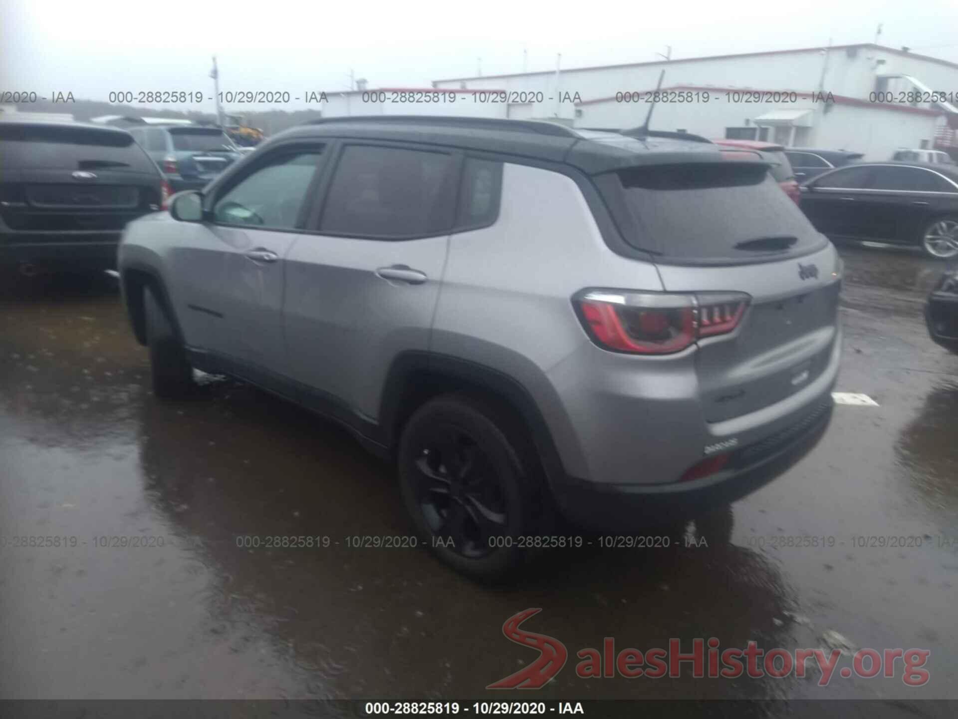 3C4NJDBB0KT697877 2019 JEEP COMPASS