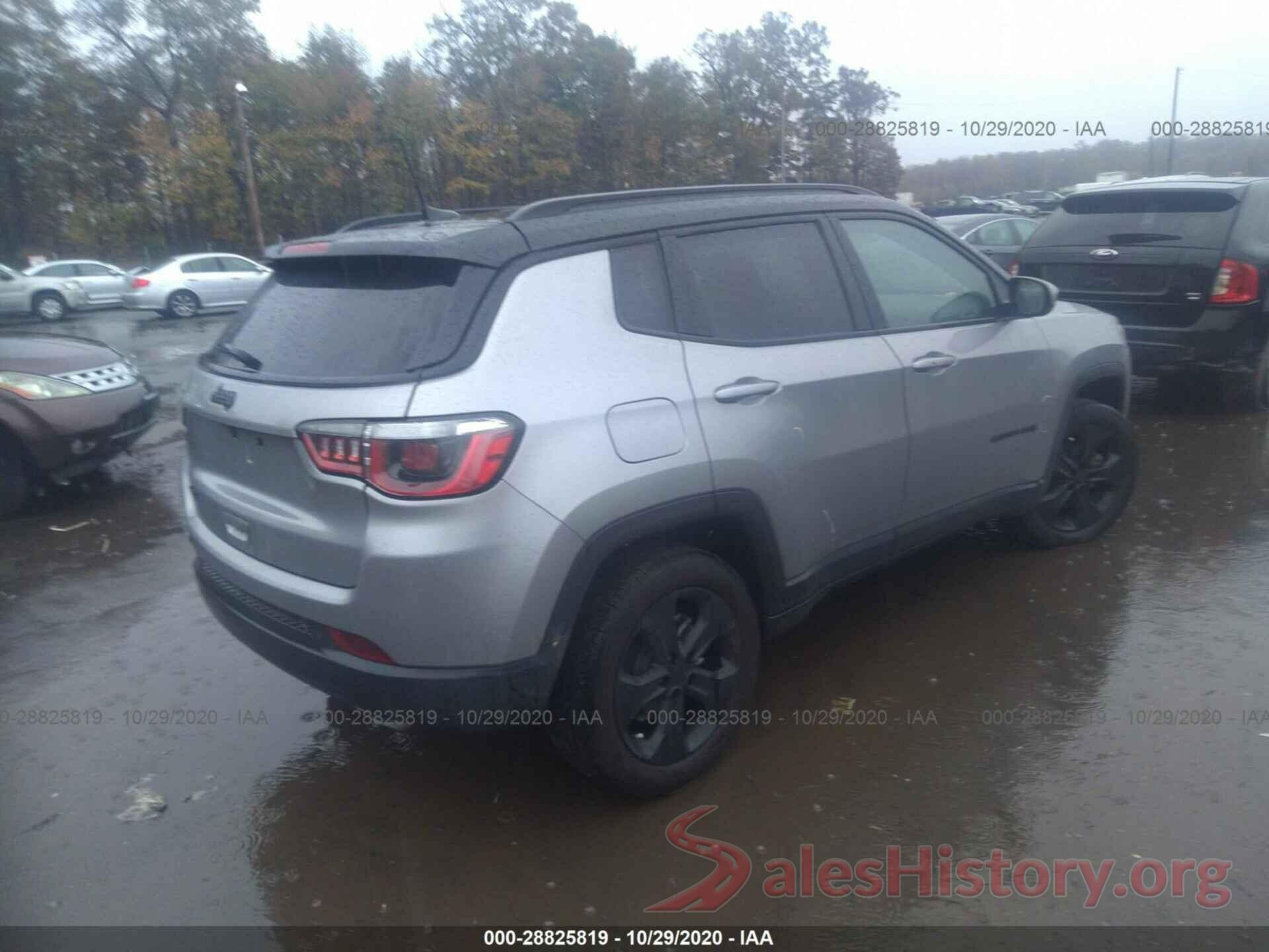 3C4NJDBB0KT697877 2019 JEEP COMPASS