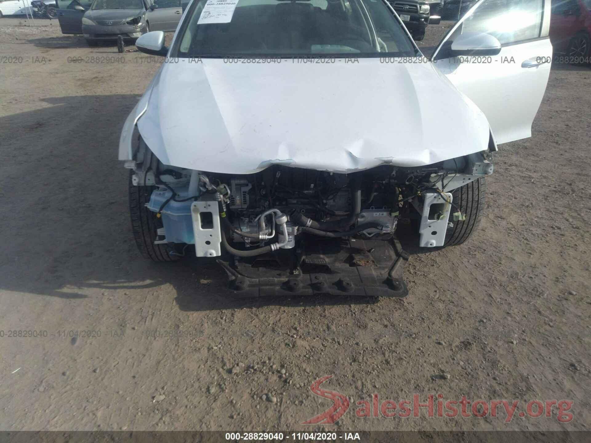 KNAGT4L36J5216469 2018 KIA OPTIMA