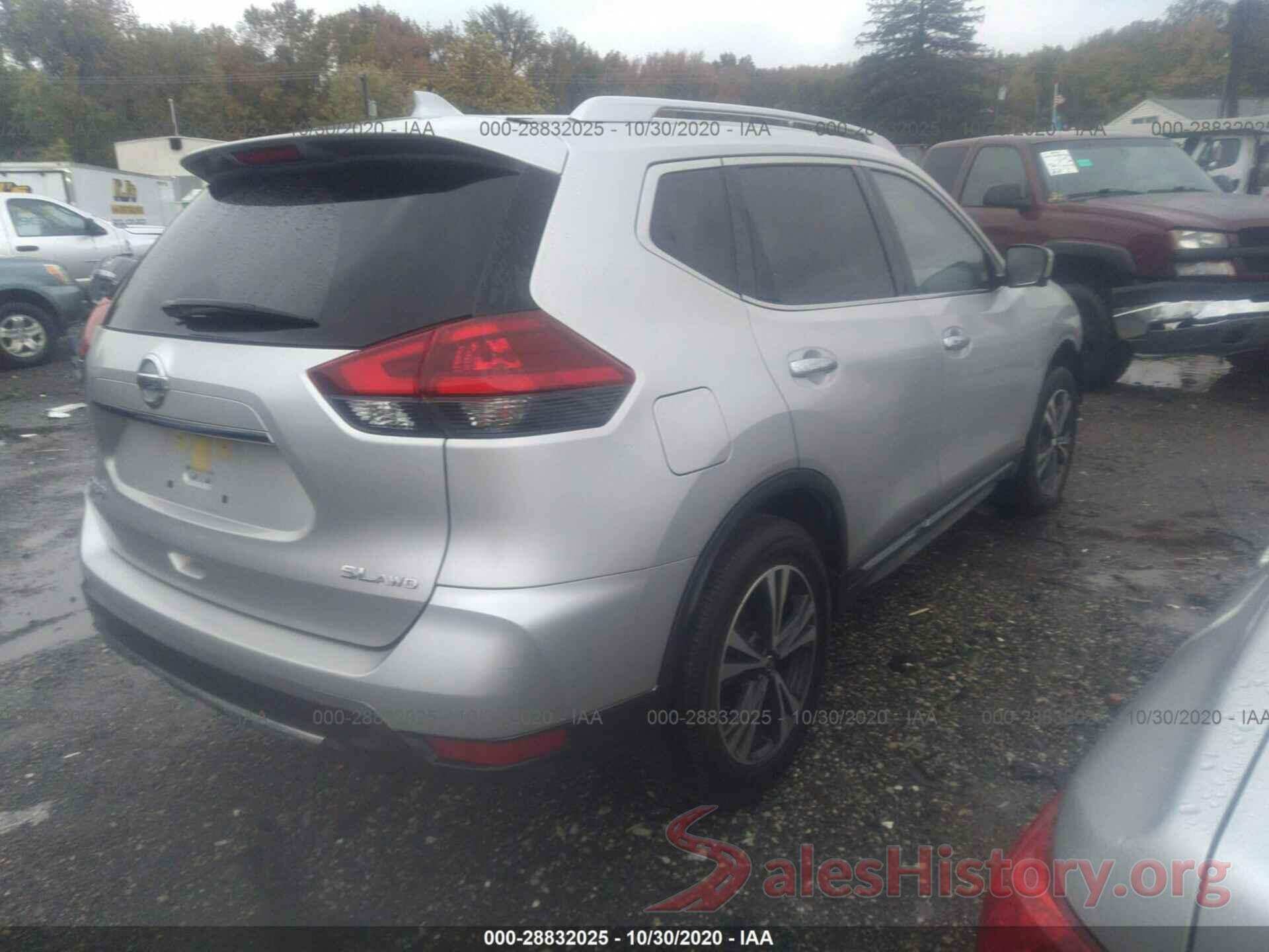 JN8AT2MV2JW318217 2018 NISSAN ROGUE