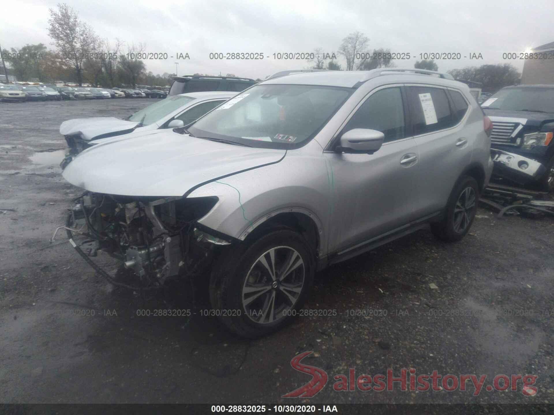 JN8AT2MV2JW318217 2018 NISSAN ROGUE