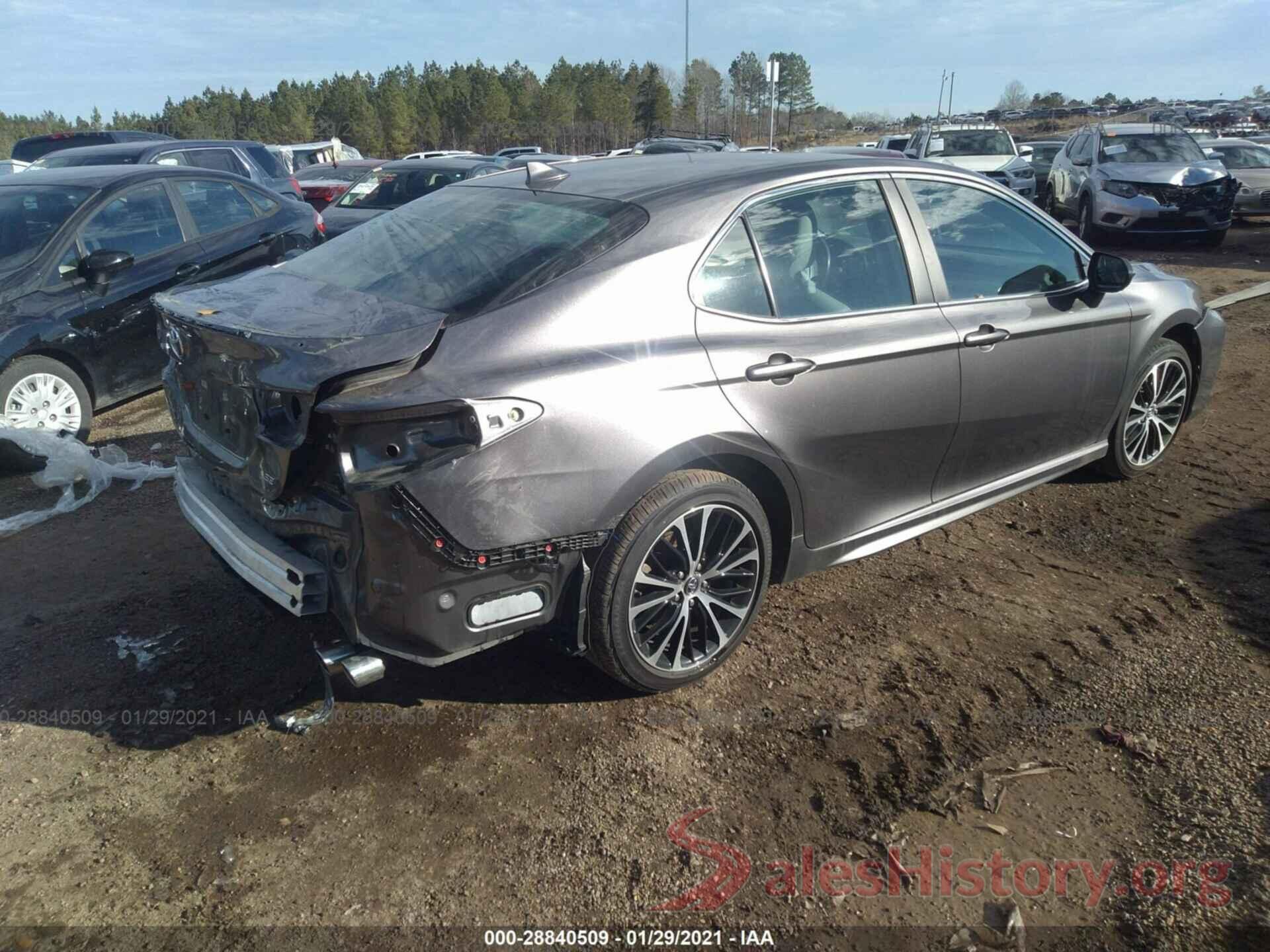 4T1B11HK1KU687952 2019 TOYOTA CAMRY