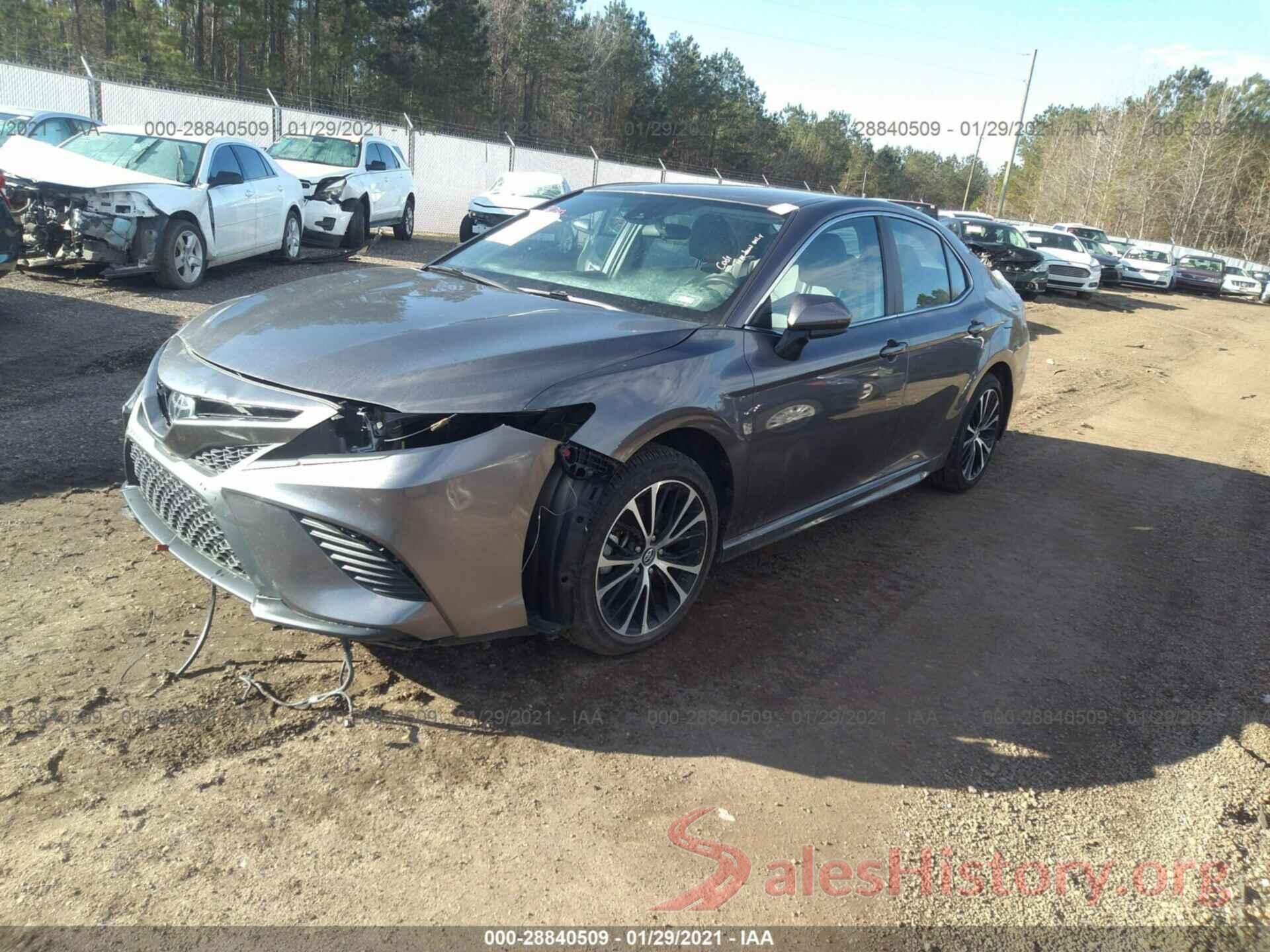 4T1B11HK1KU687952 2019 TOYOTA CAMRY