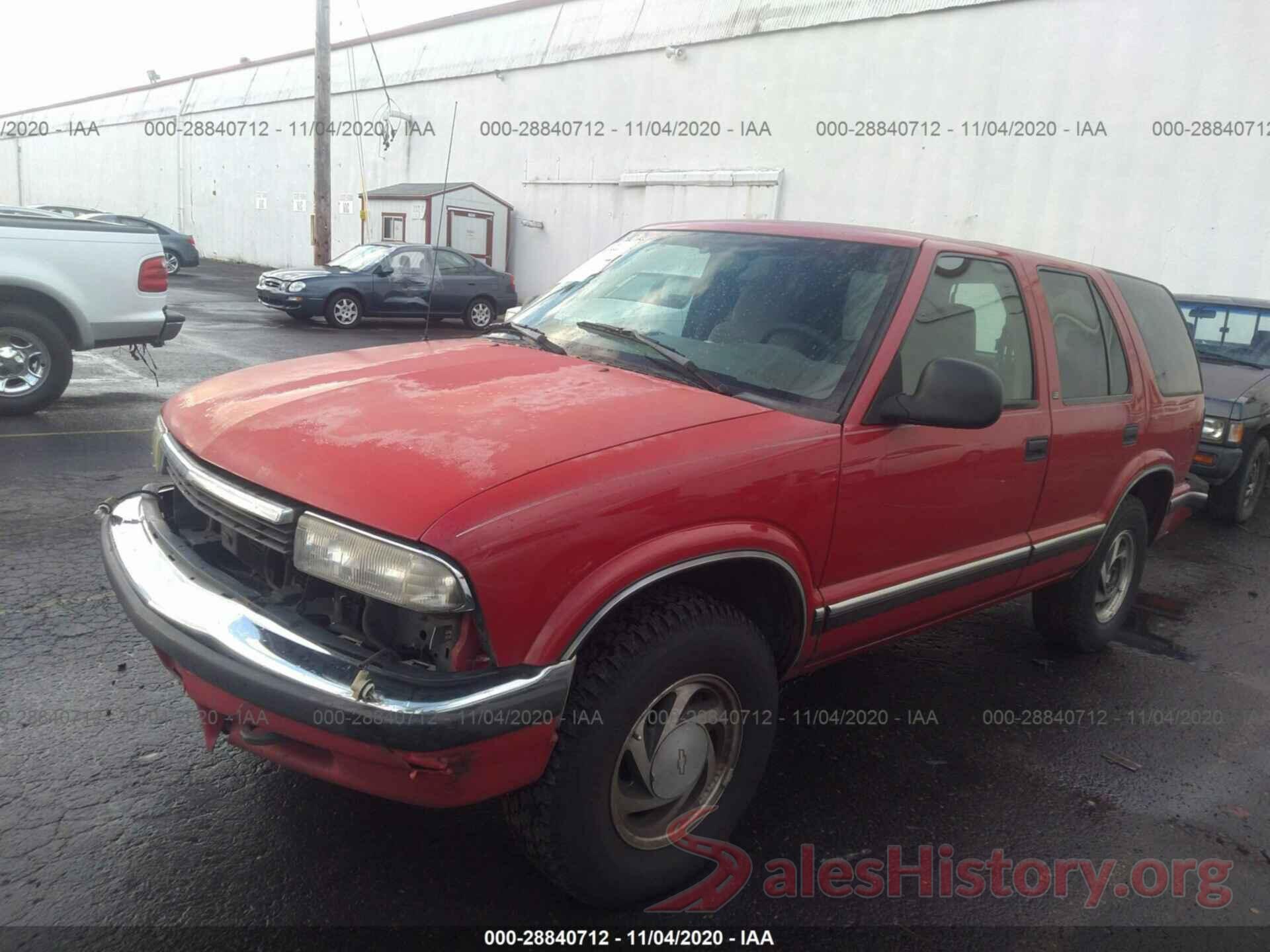 1GNDT13W3WK115887 1998 CHEVROLET BLAZER