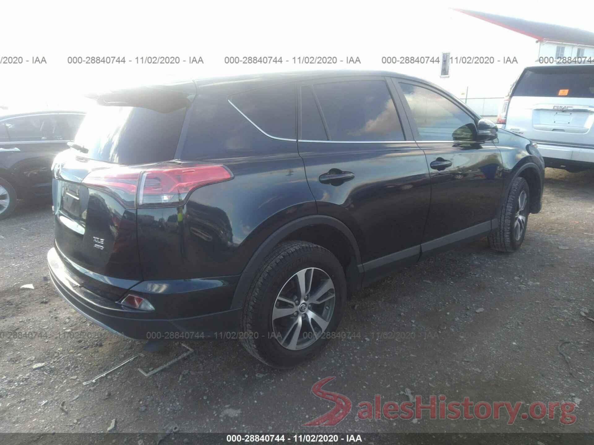 2T3RFREV2JW764623 2018 TOYOTA RAV4