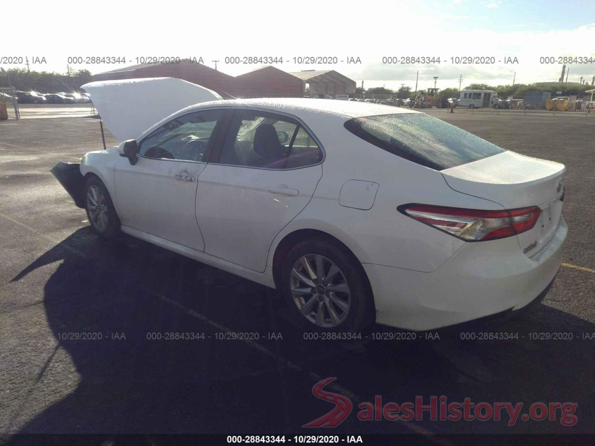 4T1B11HK2JU028311 2018 TOYOTA CAMRY