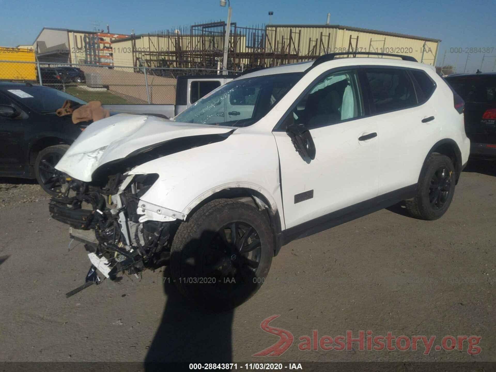 5N1AT2MV4HC768809 2017 NISSAN ROGUE